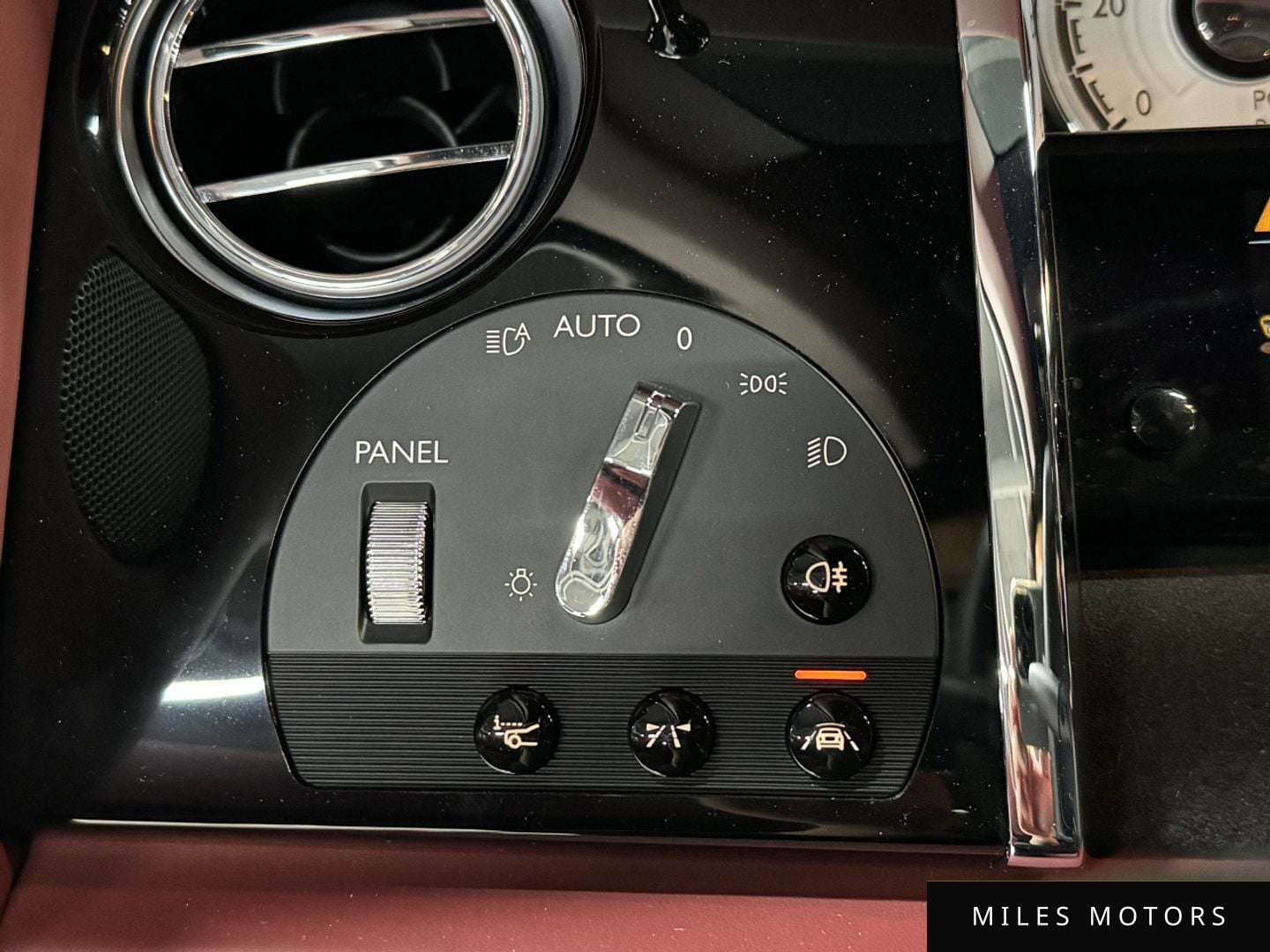 Rolls-Royce Wraith 2016 — миниатюра 9