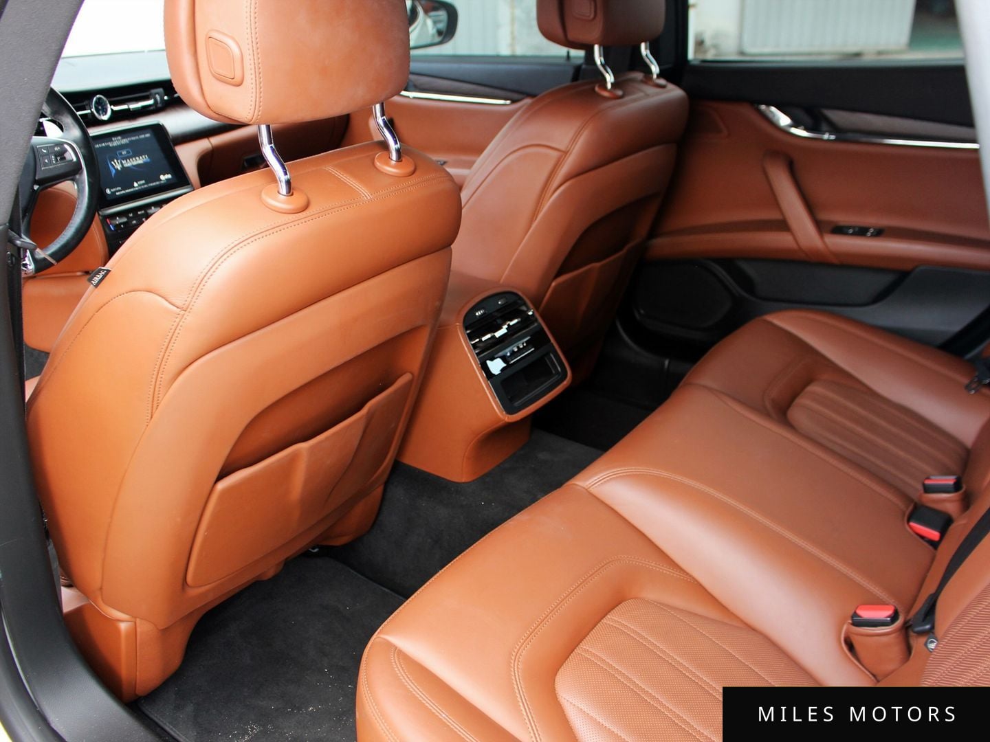 Maserati Quattroporte 2018 — миниатюра 8