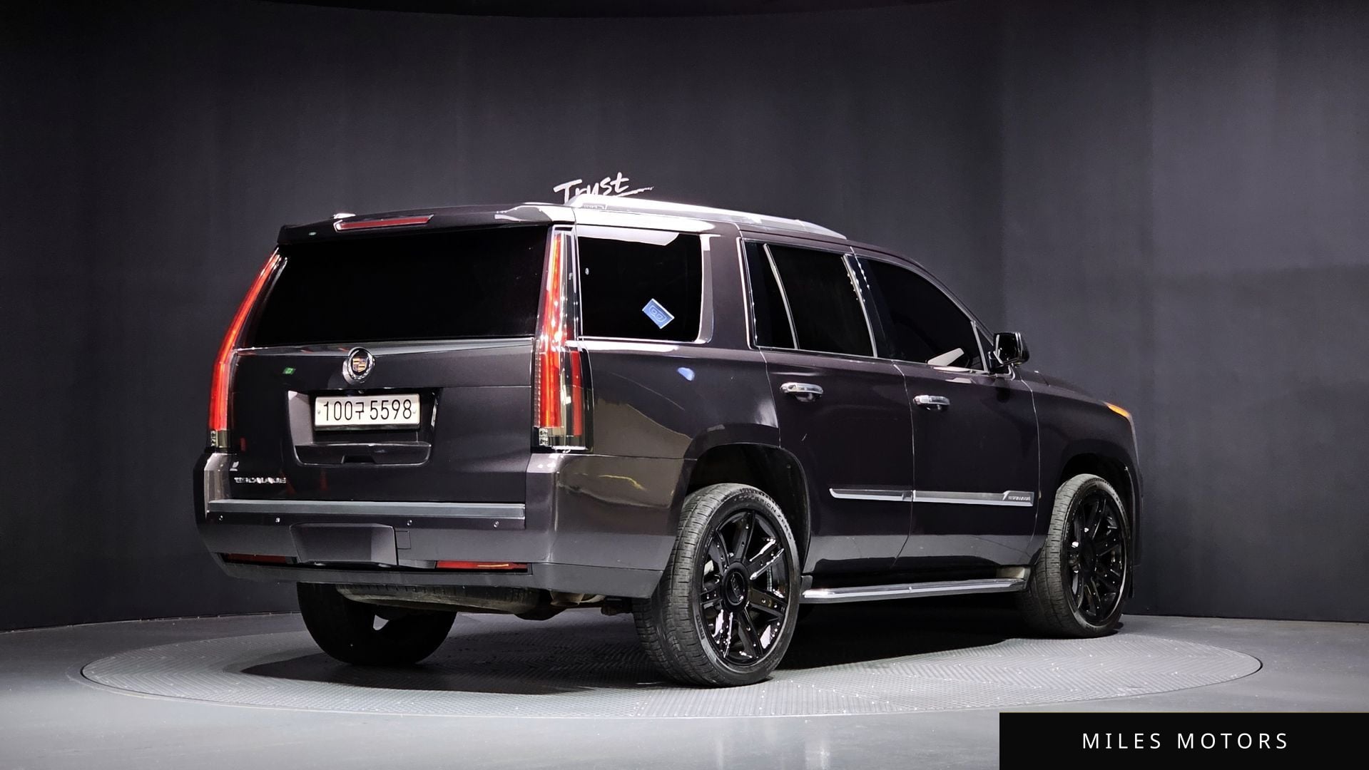 Cadillac Escalade 2015 — миниатюра 2