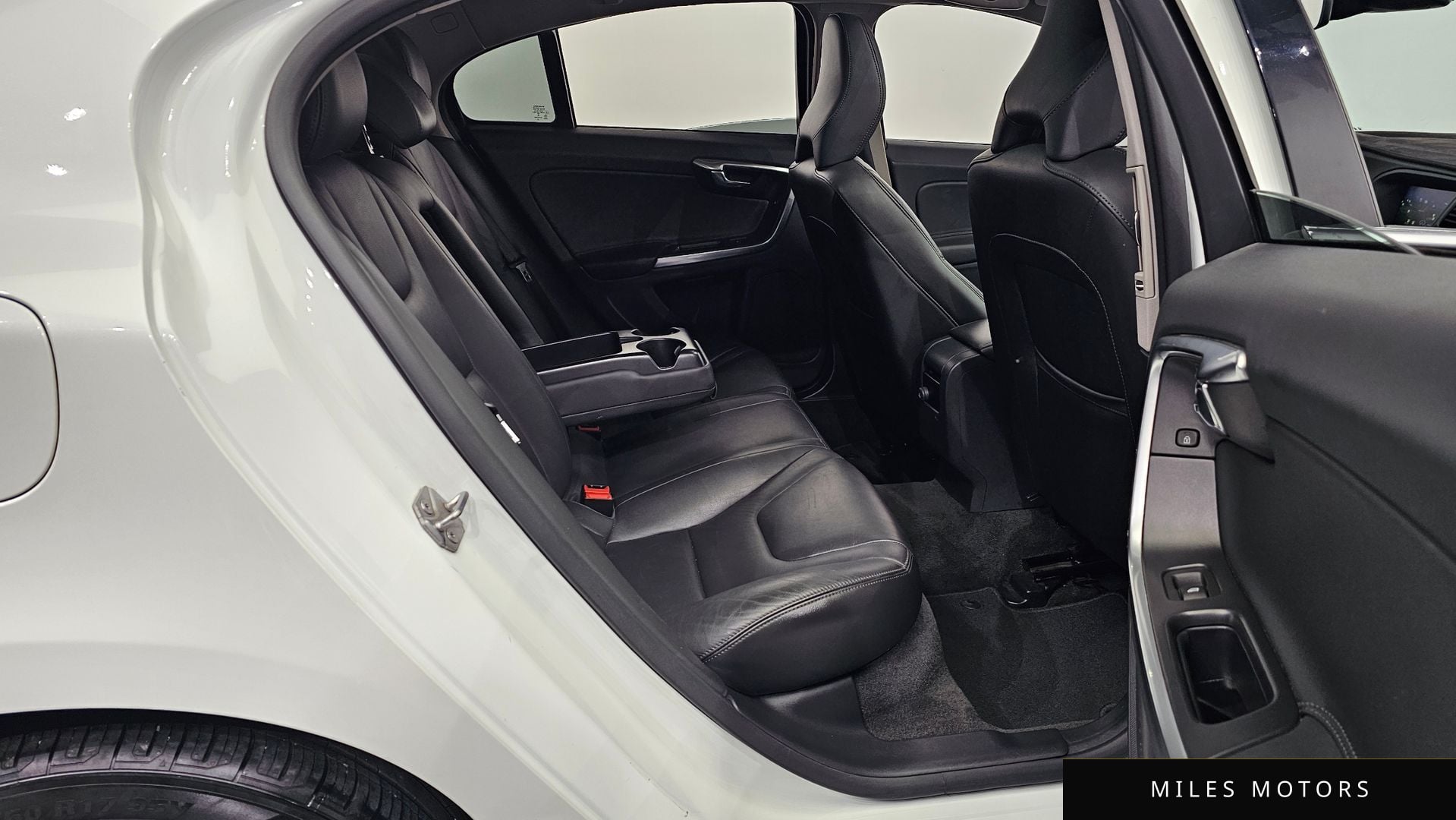 Volvo S60 2017 — миниатюра 12
