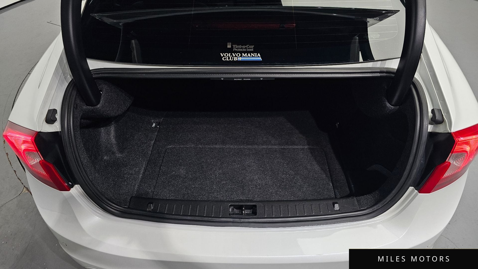 Volvo S60 2017 — миниатюра 20