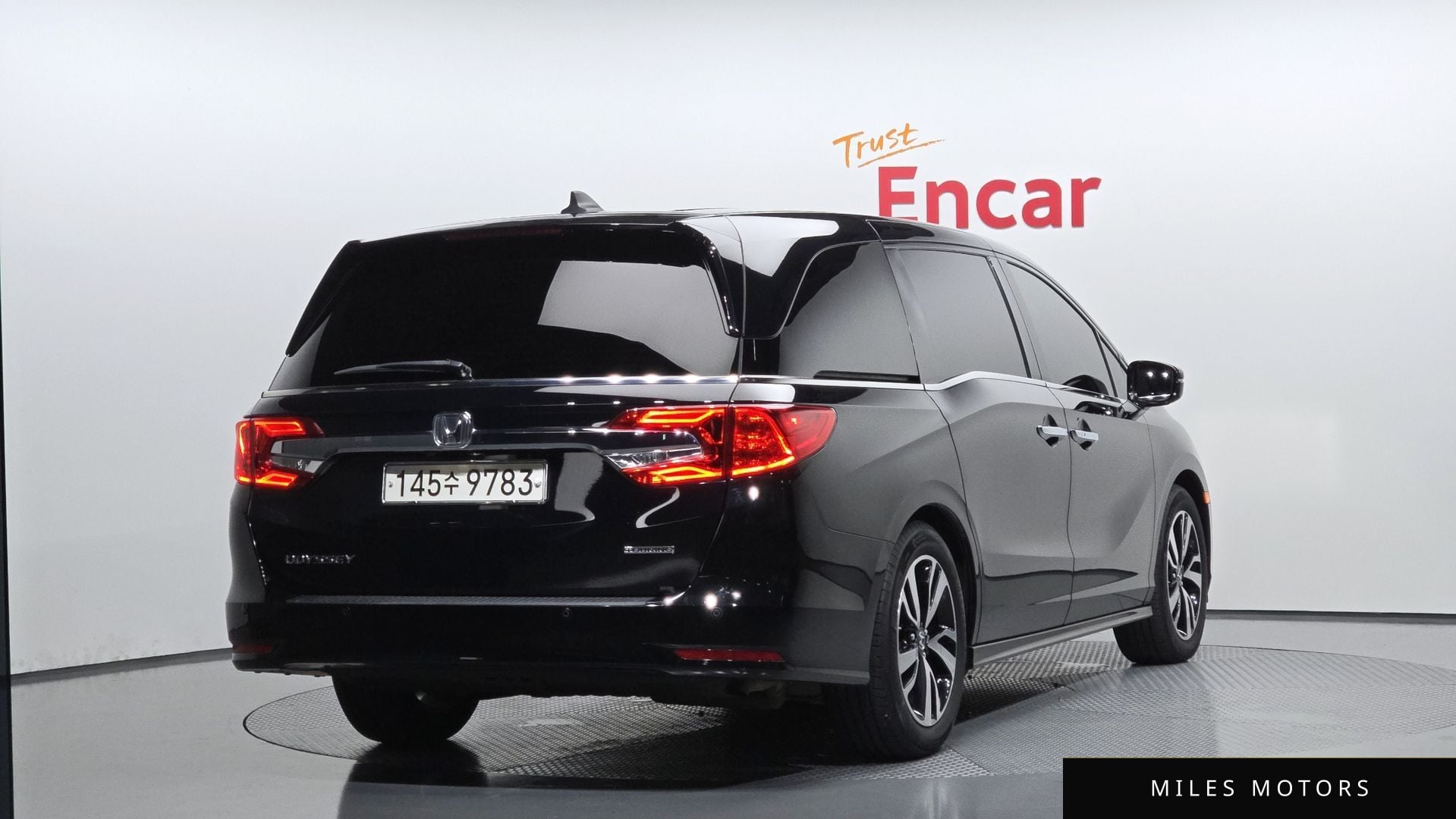 Honda Odyssey 2018 — миниатюра 2