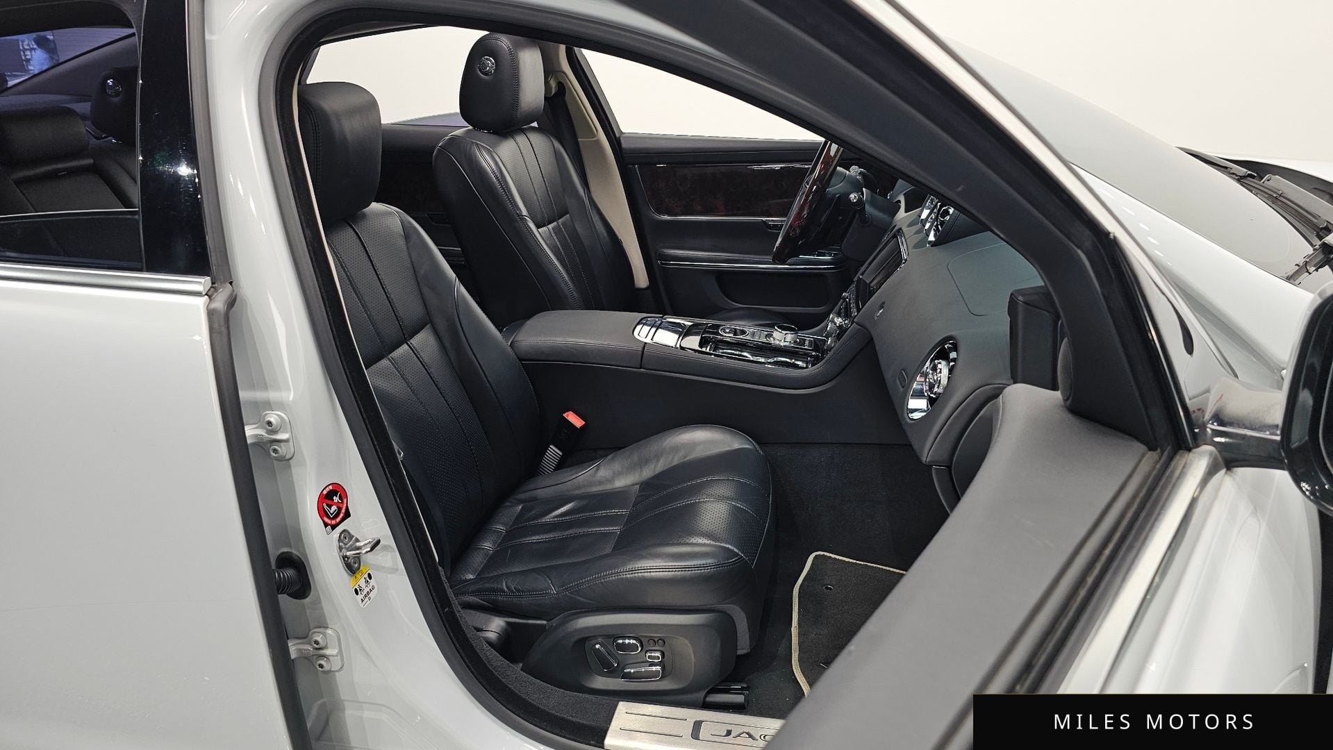 Jaguar All New XJ 2015 — миниатюра 10