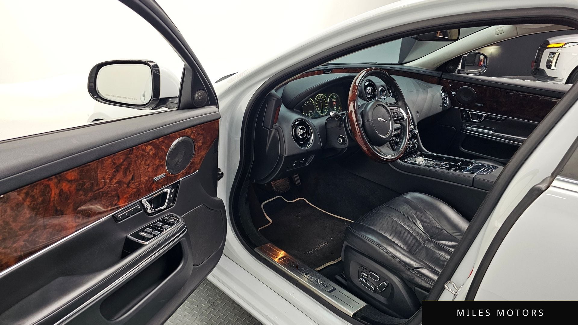 Jaguar All New XJ 2015 — миниатюра 12