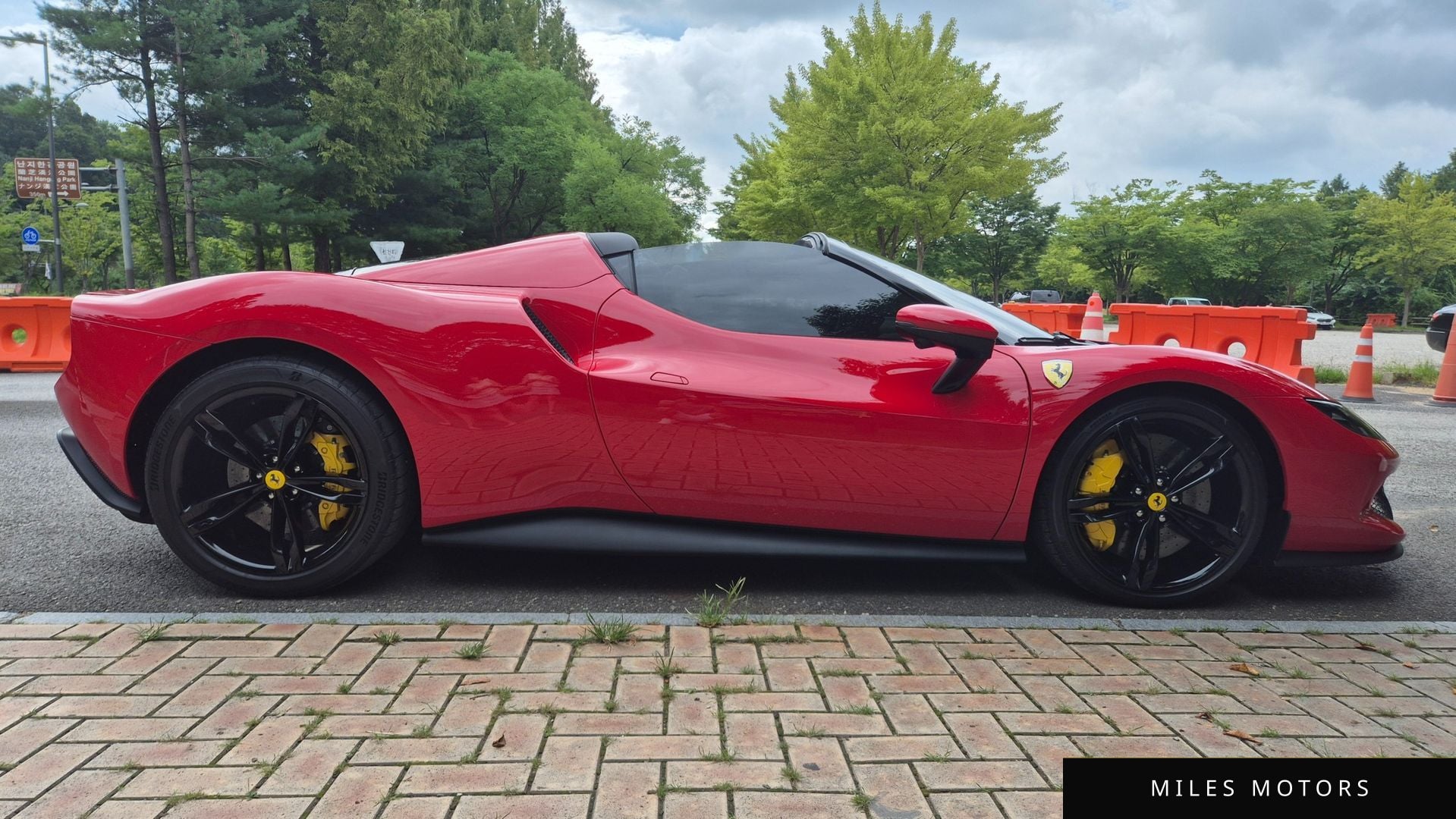 Ferrari 296 GTS 2024 — миниатюра 12