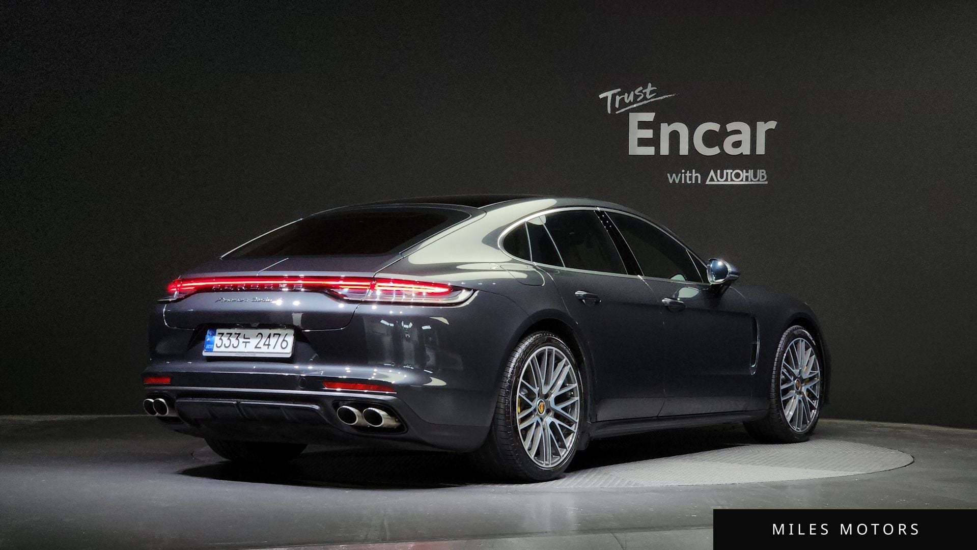 Porsche Panamera 2023 — миниатюра 2