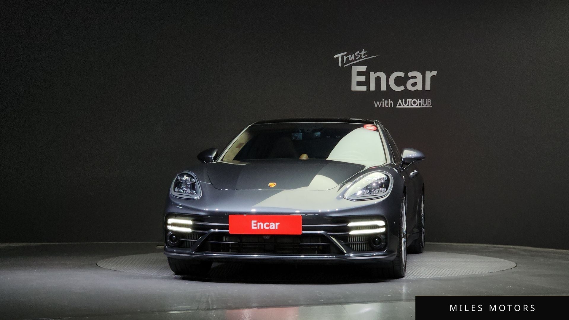 Porsche Panamera 2023 — миниатюра 3