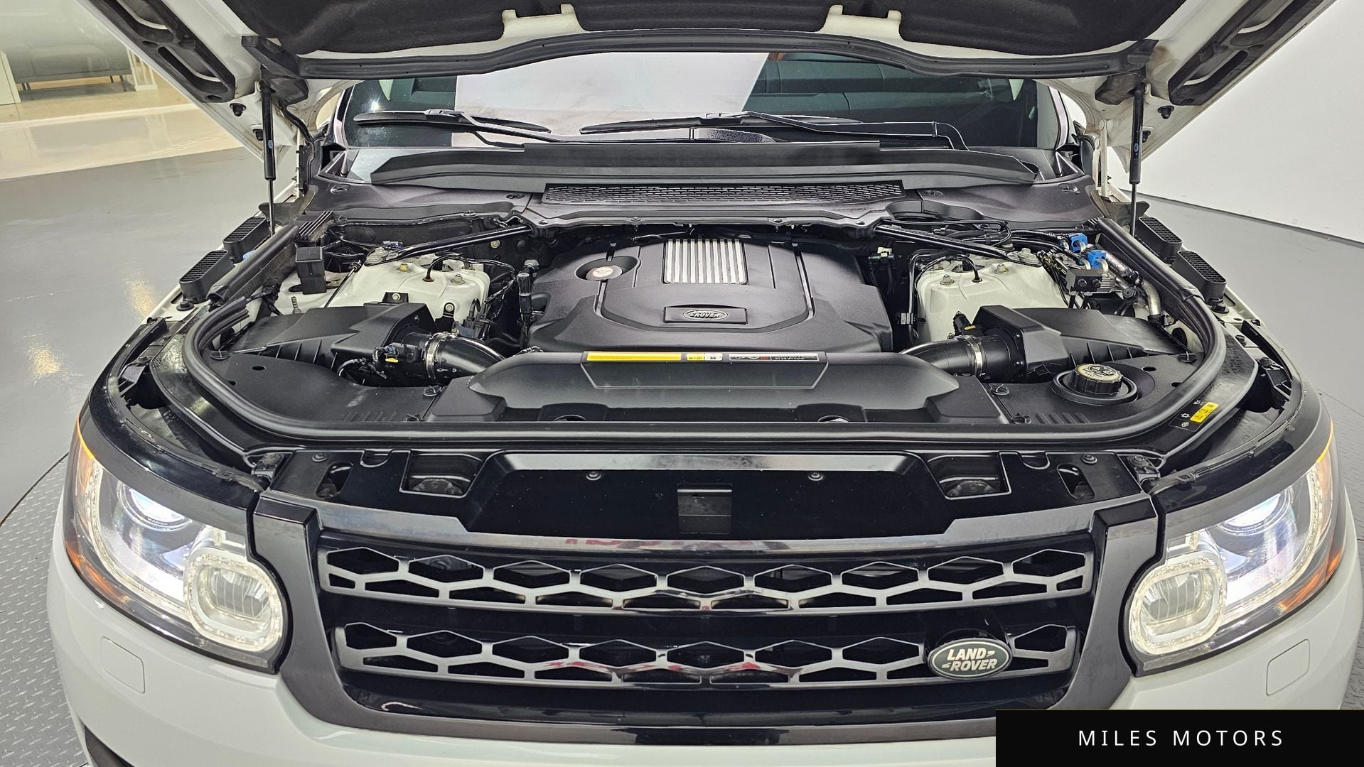 Land Rover Range Rover Sport 2015 — миниатюра 6