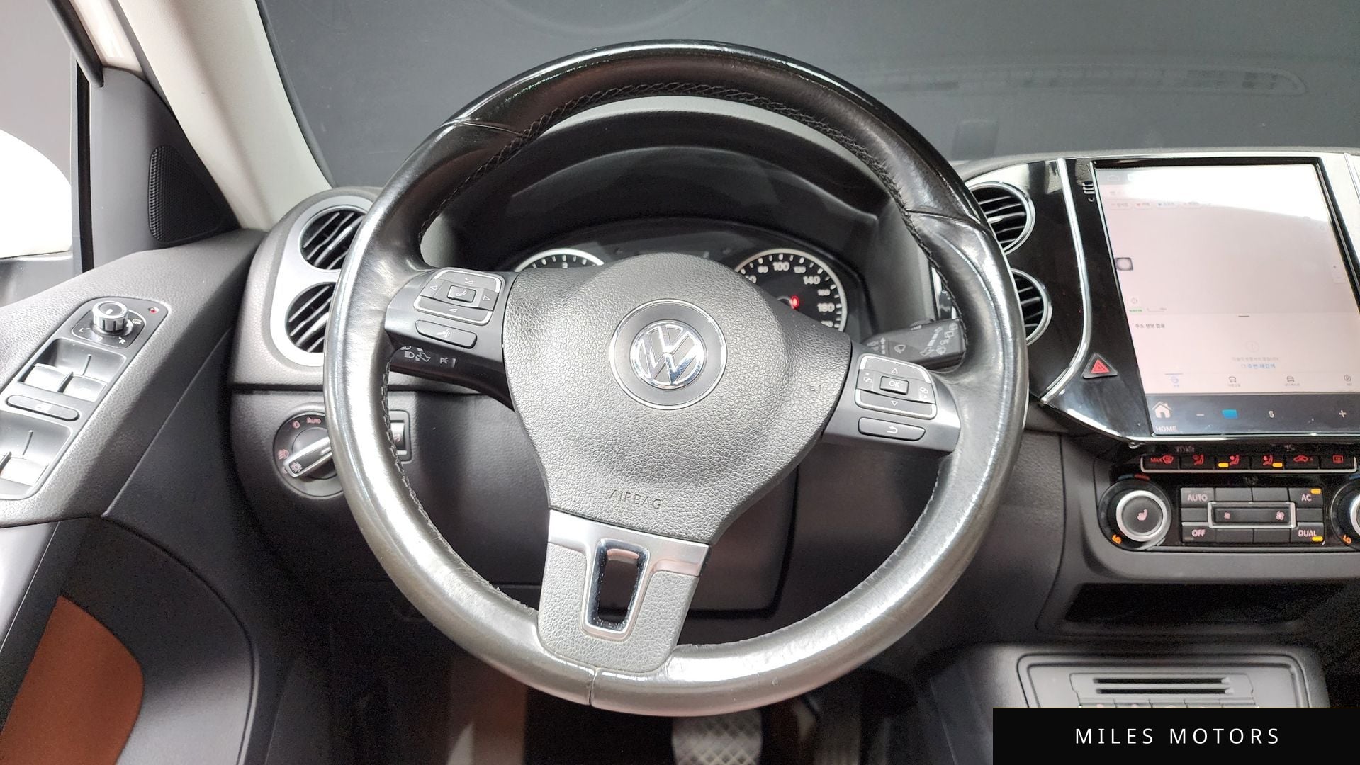 Volkswagen 티구안 2012 — миниатюра 13