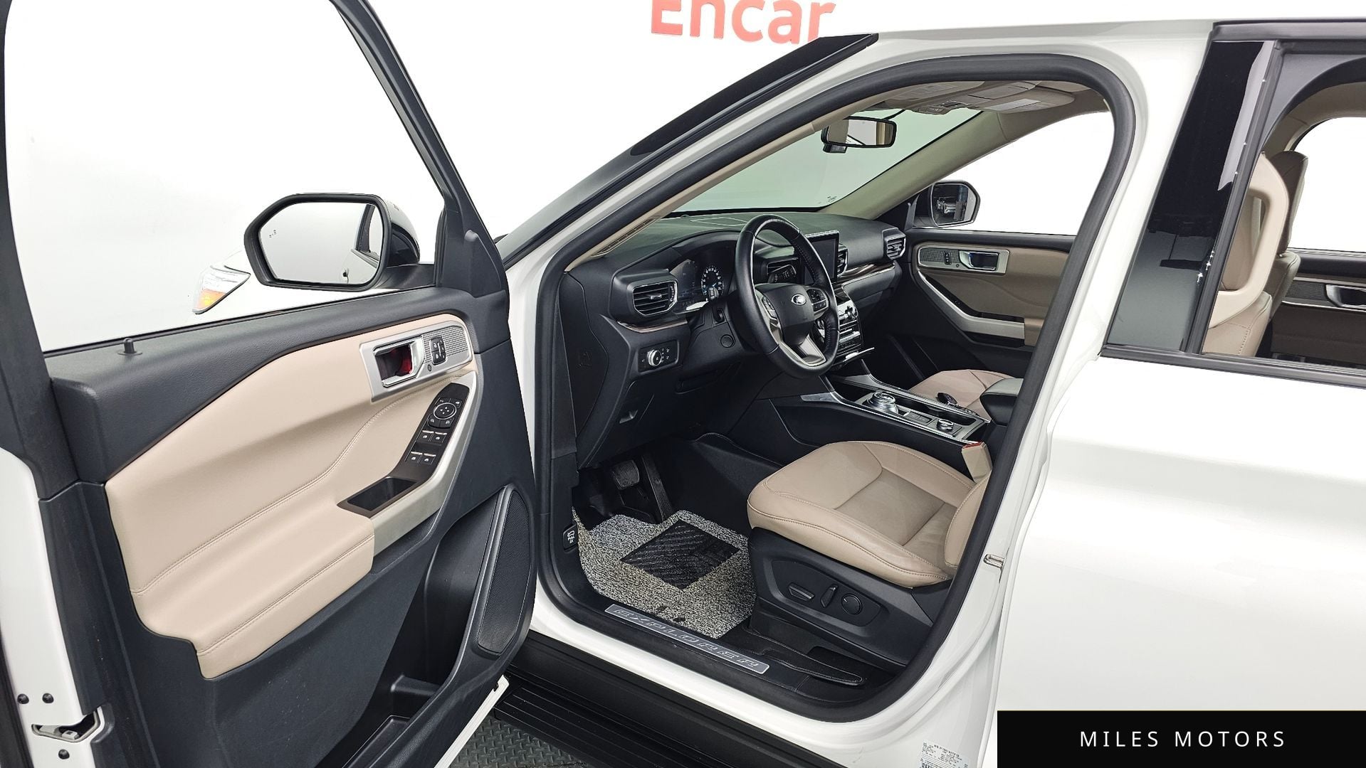 Ford Explorer 2021 — миниатюра 10