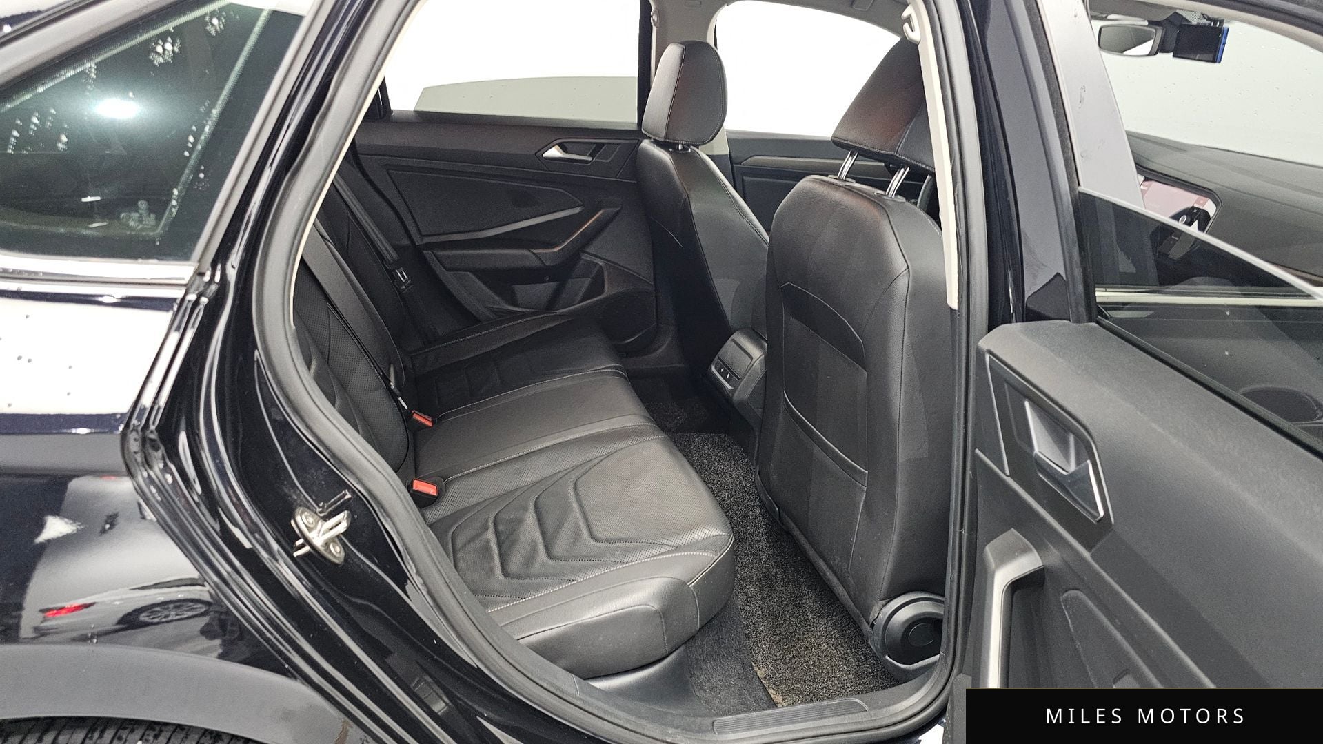Volkswagen 제타 2020 — миниатюра 12