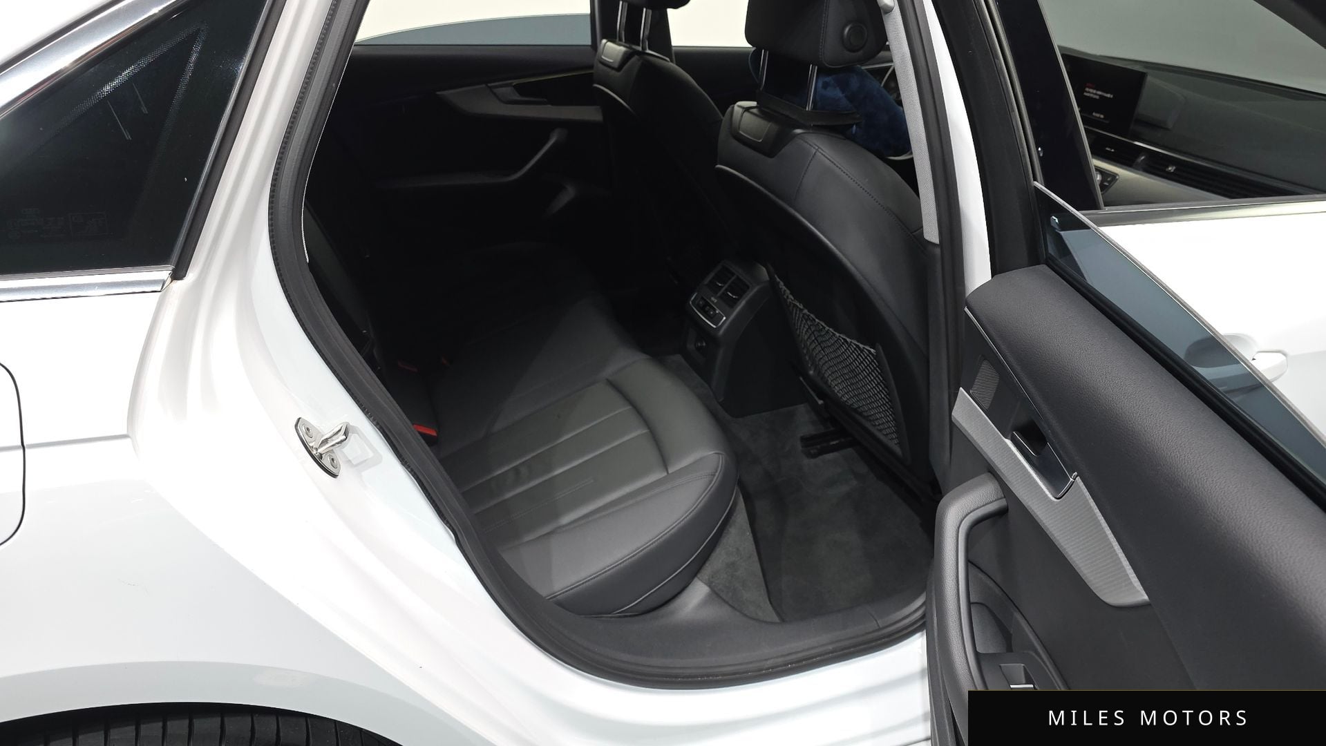 Audi A4 (B9) 2021 — миниатюра 12