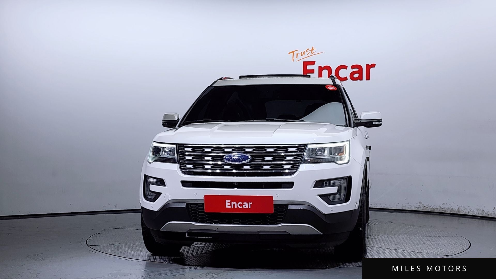 Ford Explorer 2017 — миниатюра 3