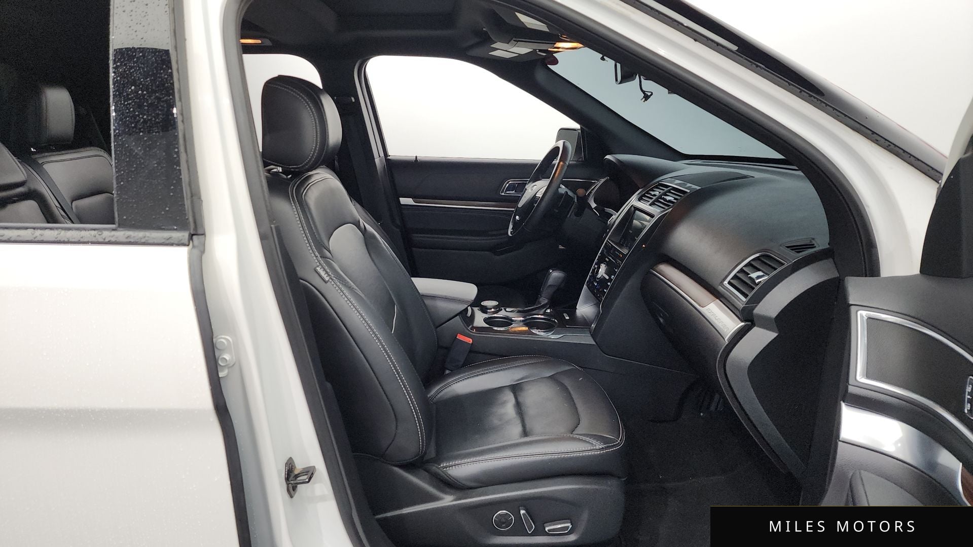 Ford Explorer 2017 — миниатюра 11