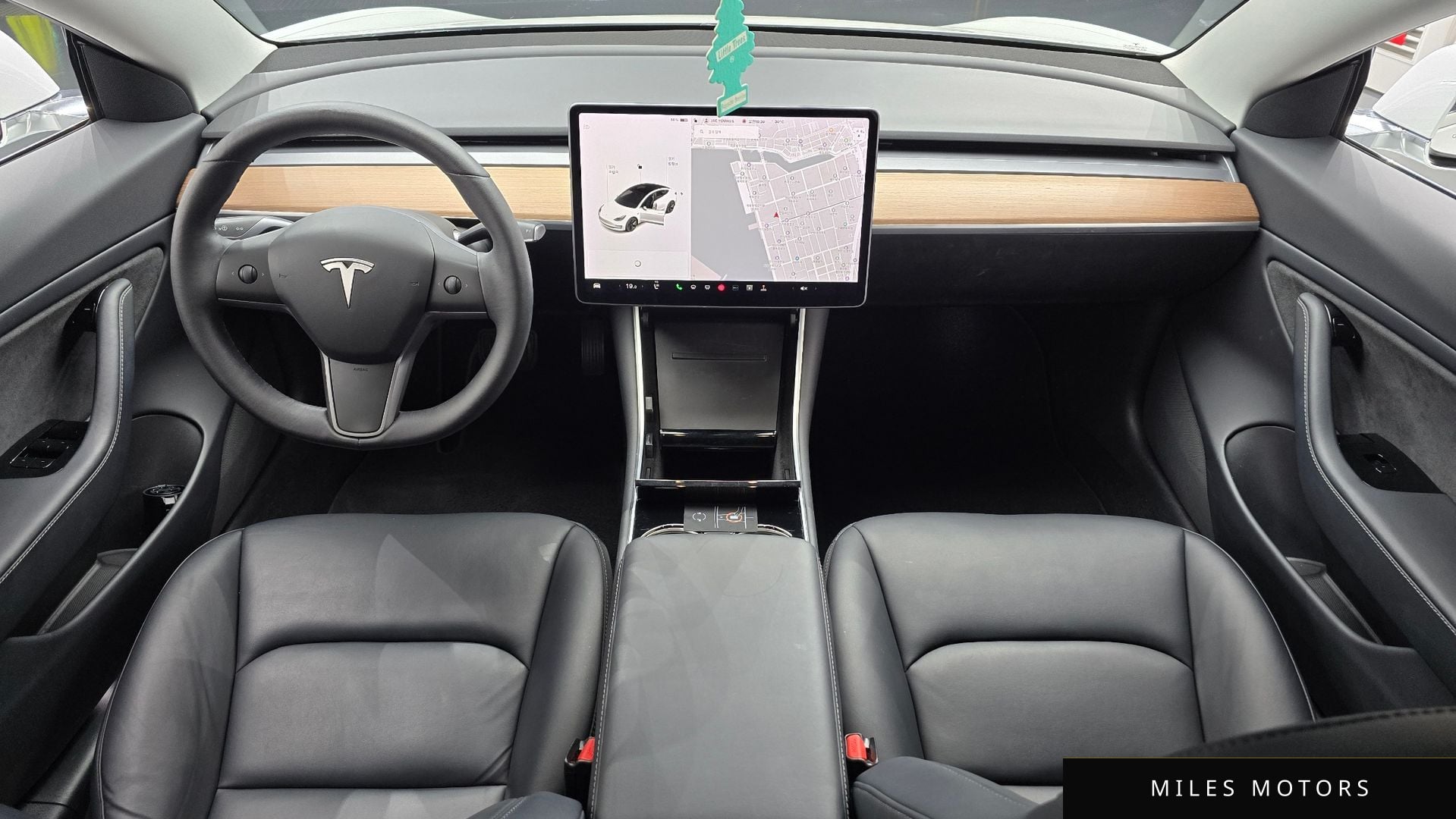 Tesla Model 3 2020 — миниатюра 7