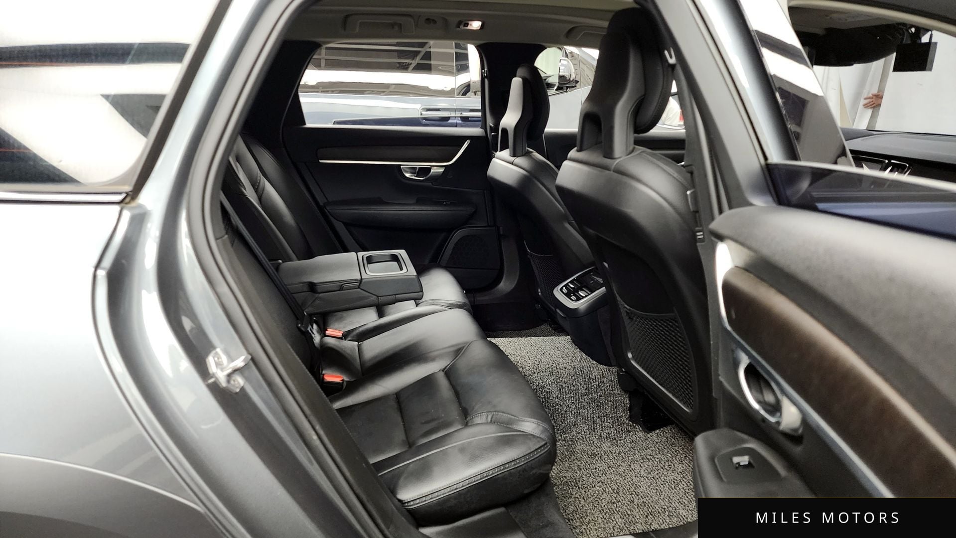 Volvo V90 2018 — миниатюра 12