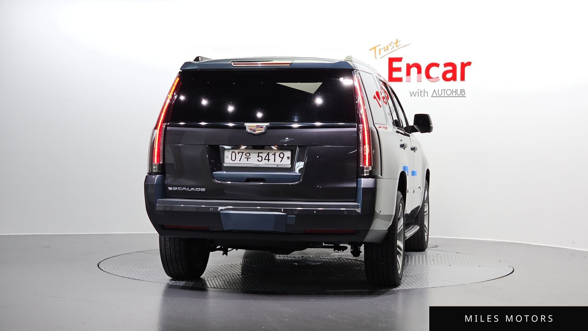 Cadillac Escalade 2018 — миниатюра 4