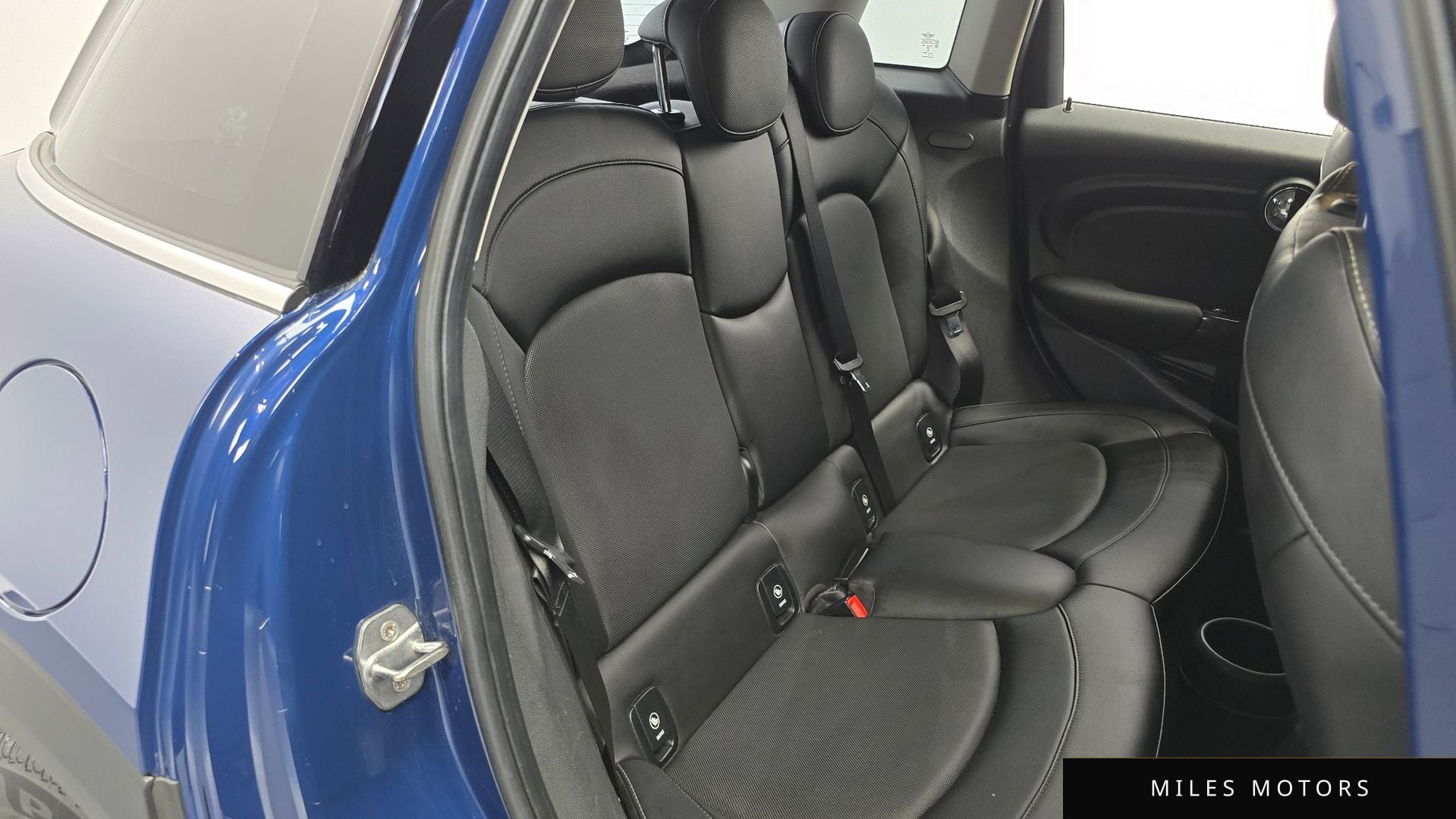 MINI Cooper 2015 — миниатюра 12