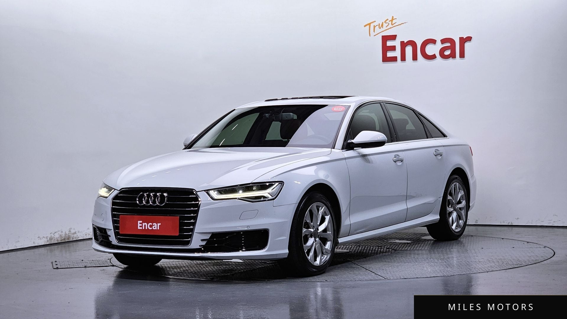 Audi A6 2016 — фото 1 из 12