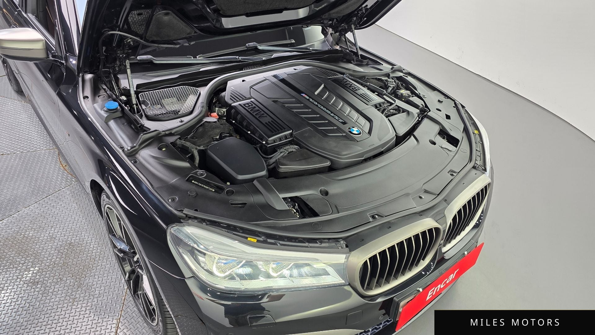 BMW 7 Series (G11) 2017 — миниатюра 6