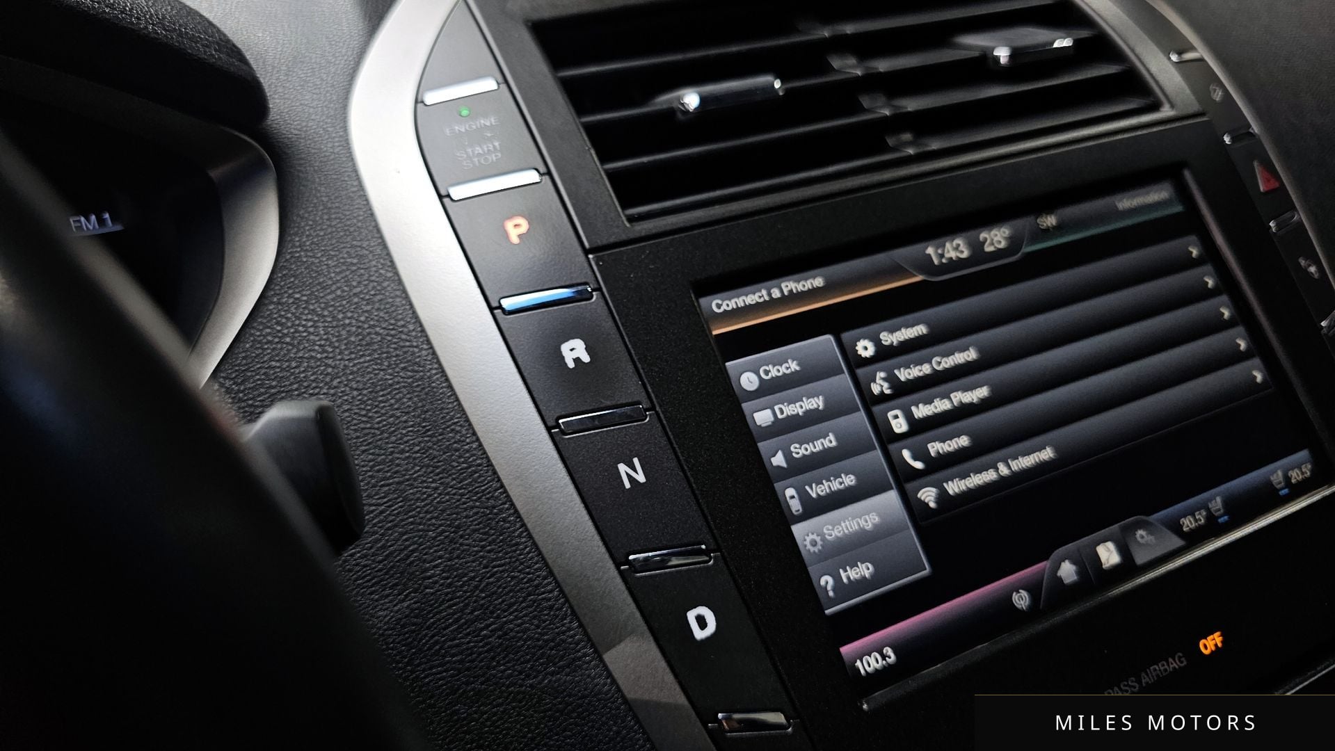 Lincoln MKZ 2015 — миниатюра 9