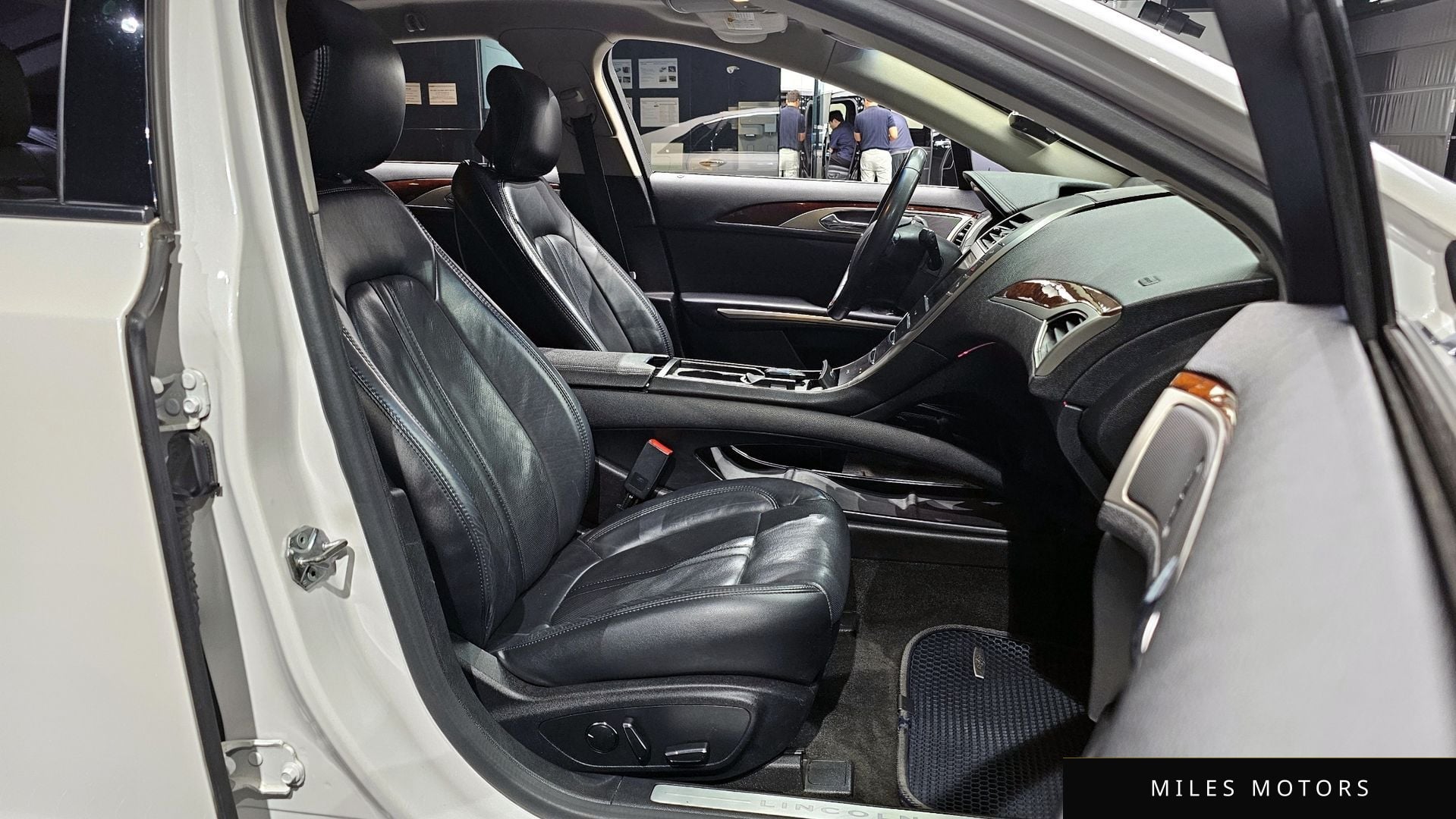 Lincoln MKZ 2015 — миниатюра 11