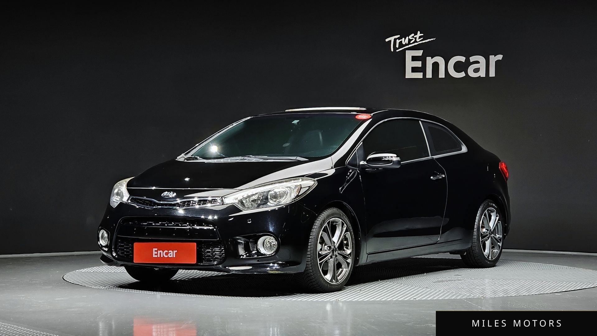 Kia K3 2015 — фото 1 из 12