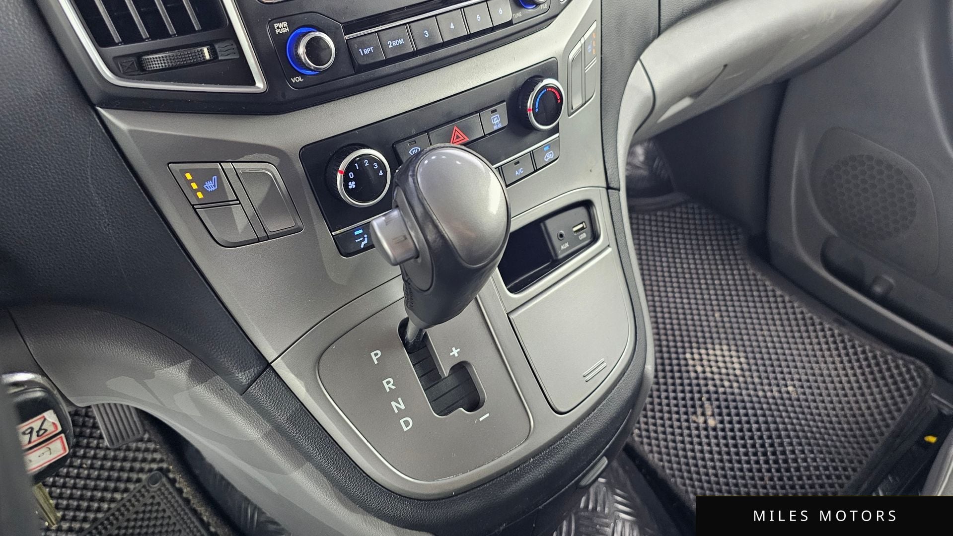 Hyundai Starex 2019 — миниатюра 9