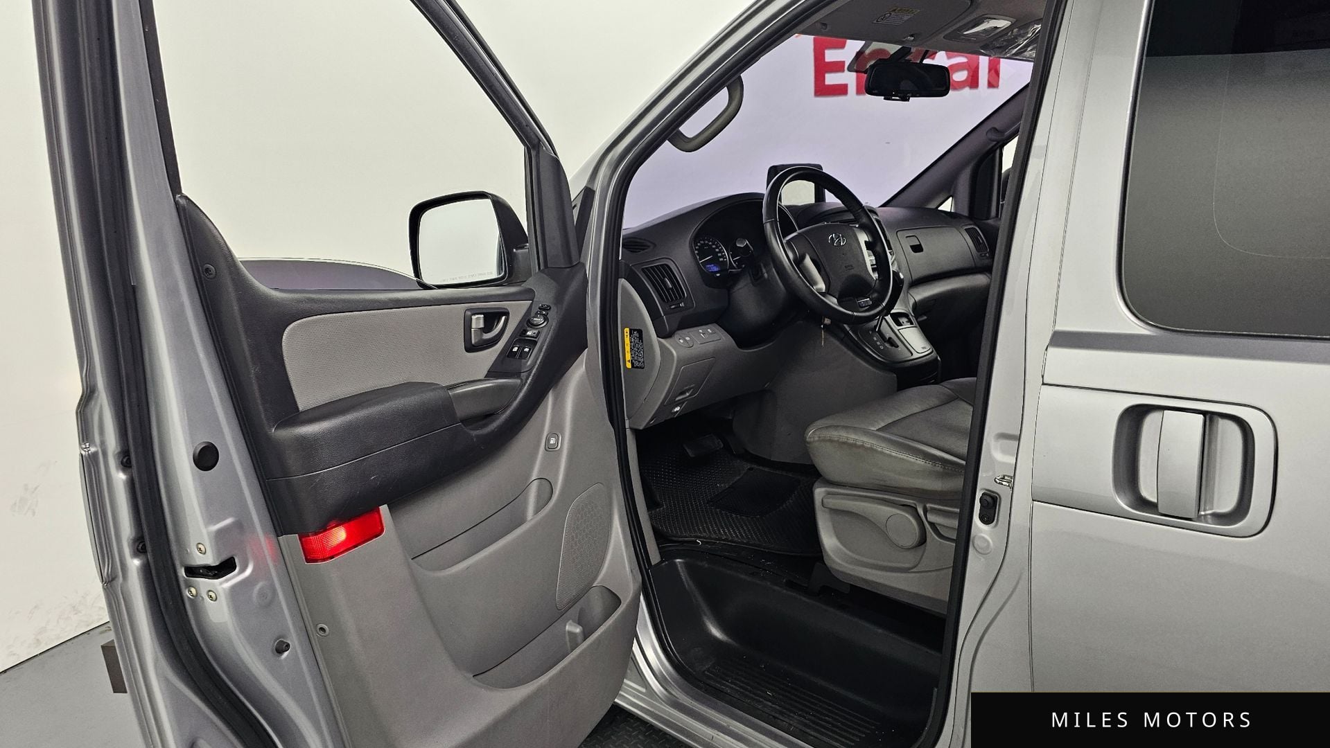 Hyundai Starex 2019 — миниатюра 10