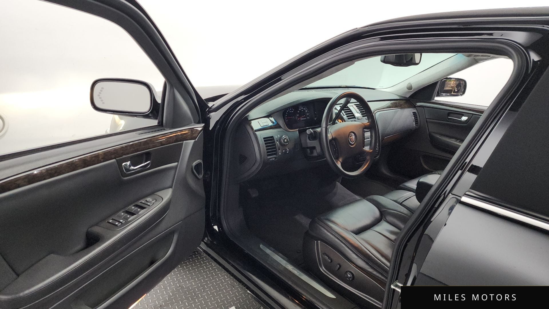 Cadillac DTS 2008 — миниатюра 10