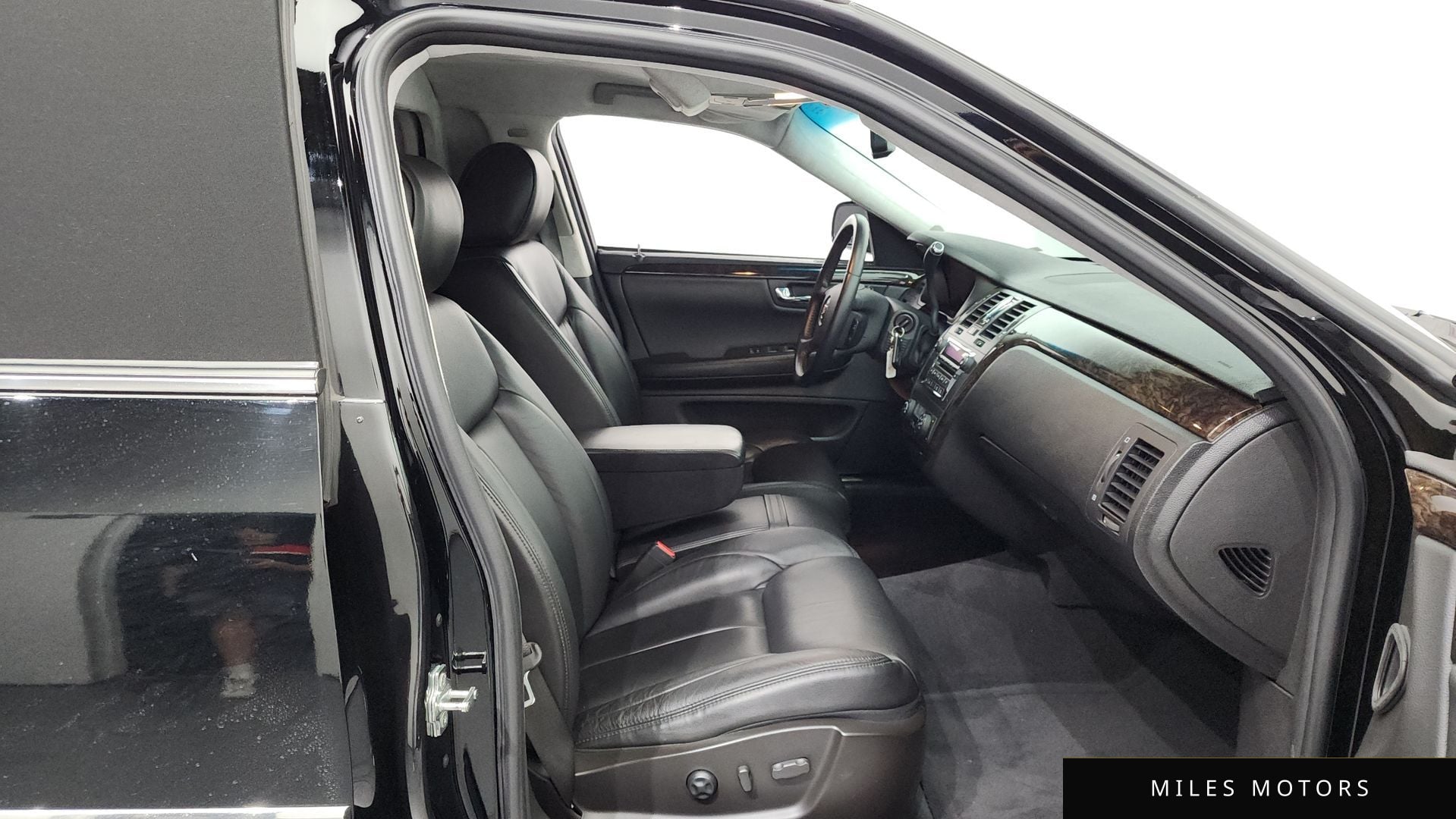 Cadillac DTS 2008 — миниатюра 11