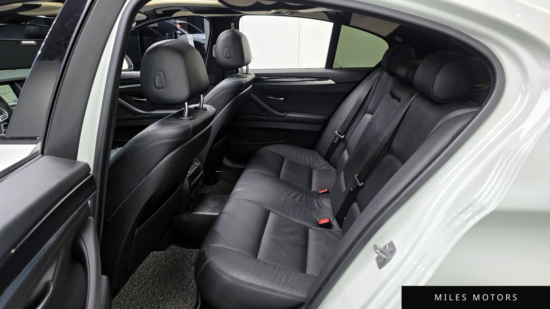 BMW 5 Series (F10) 2016 — миниатюра 12