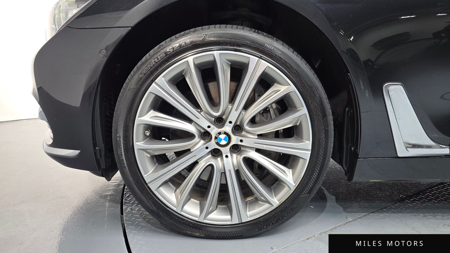 BMW 7 Series (G11) 2016 — миниатюра 4