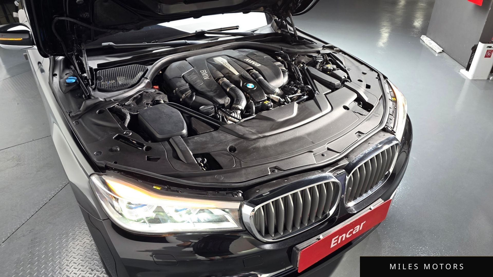 BMW 7 Series (G11) 2016 — миниатюра 5