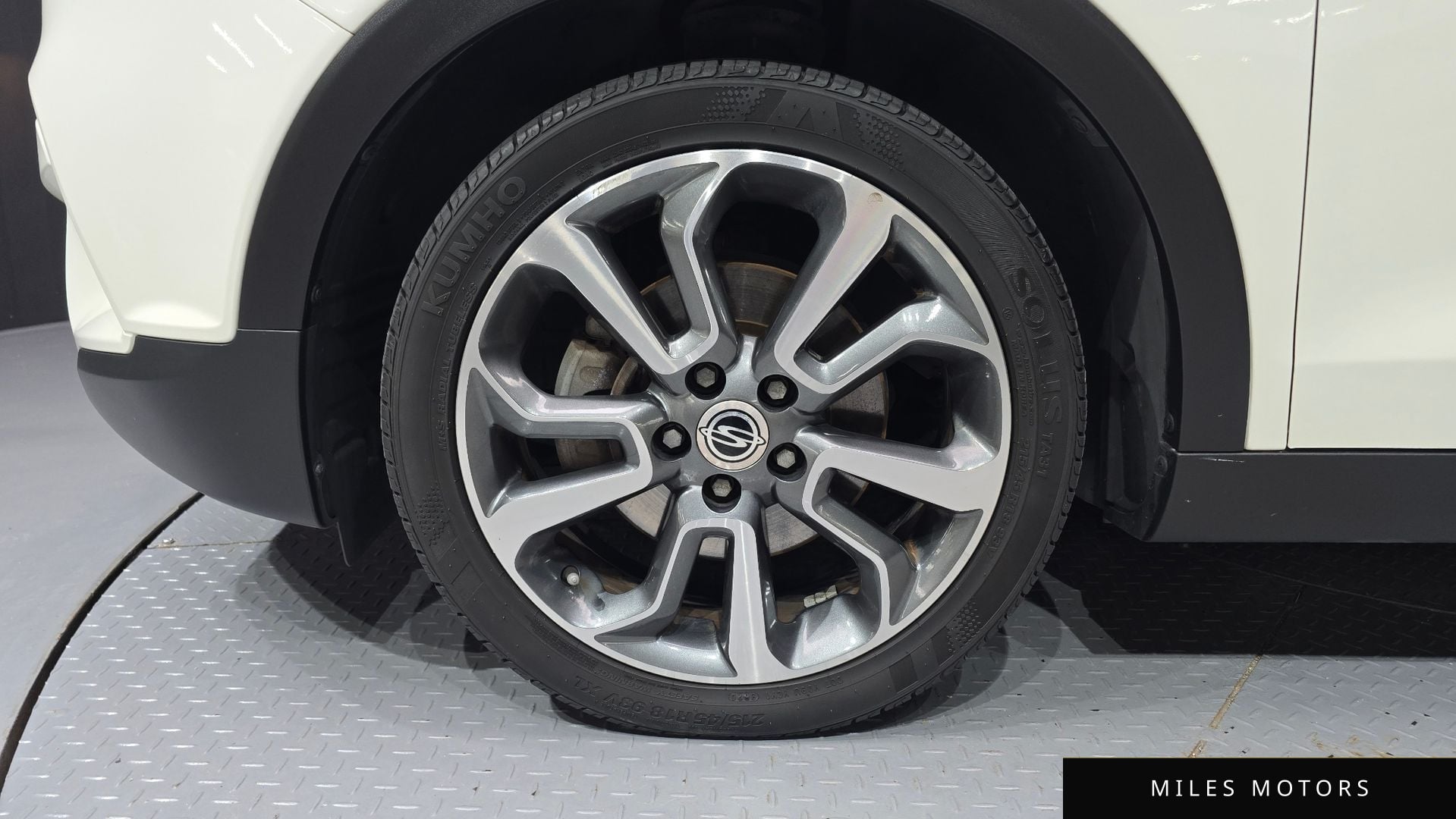 KG Mobility Tivoli 2016 — миниатюра 5
