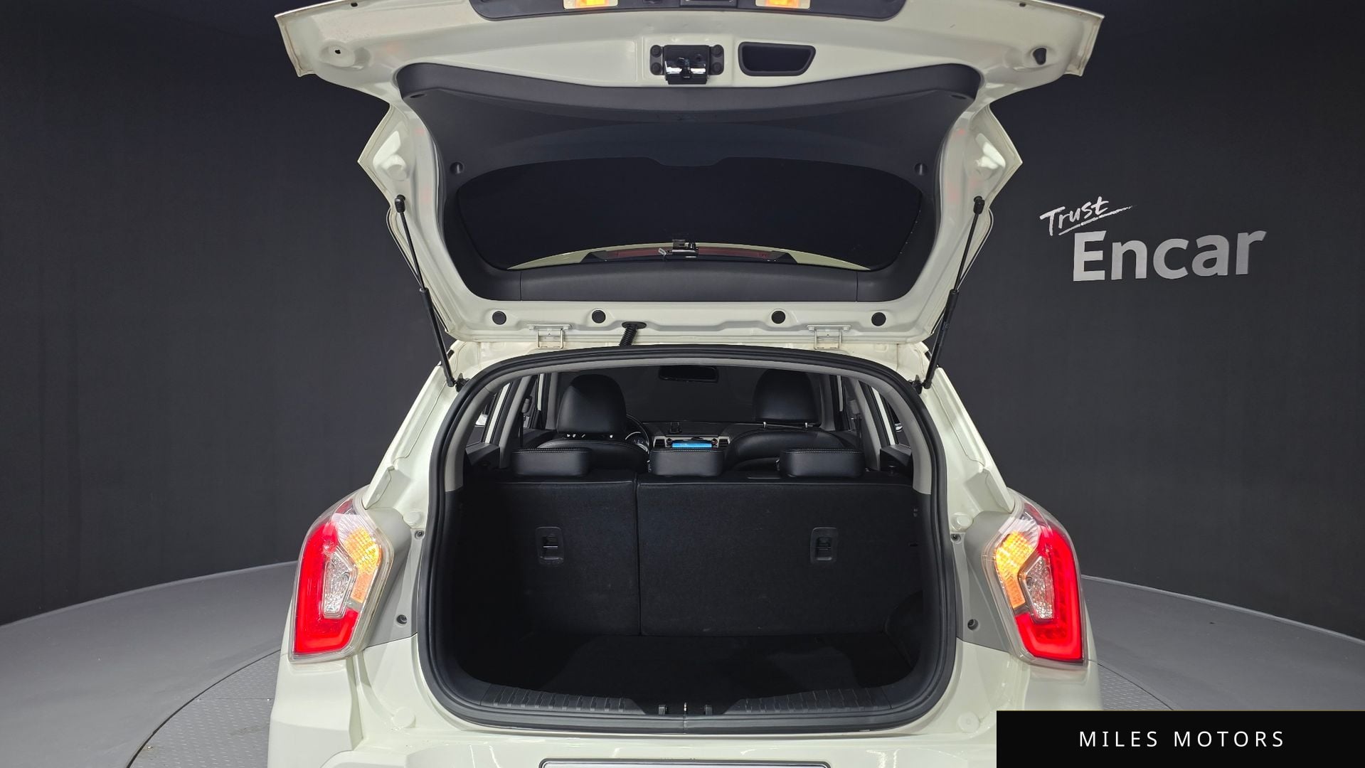 KG Mobility Tivoli 2016 — миниатюра 20