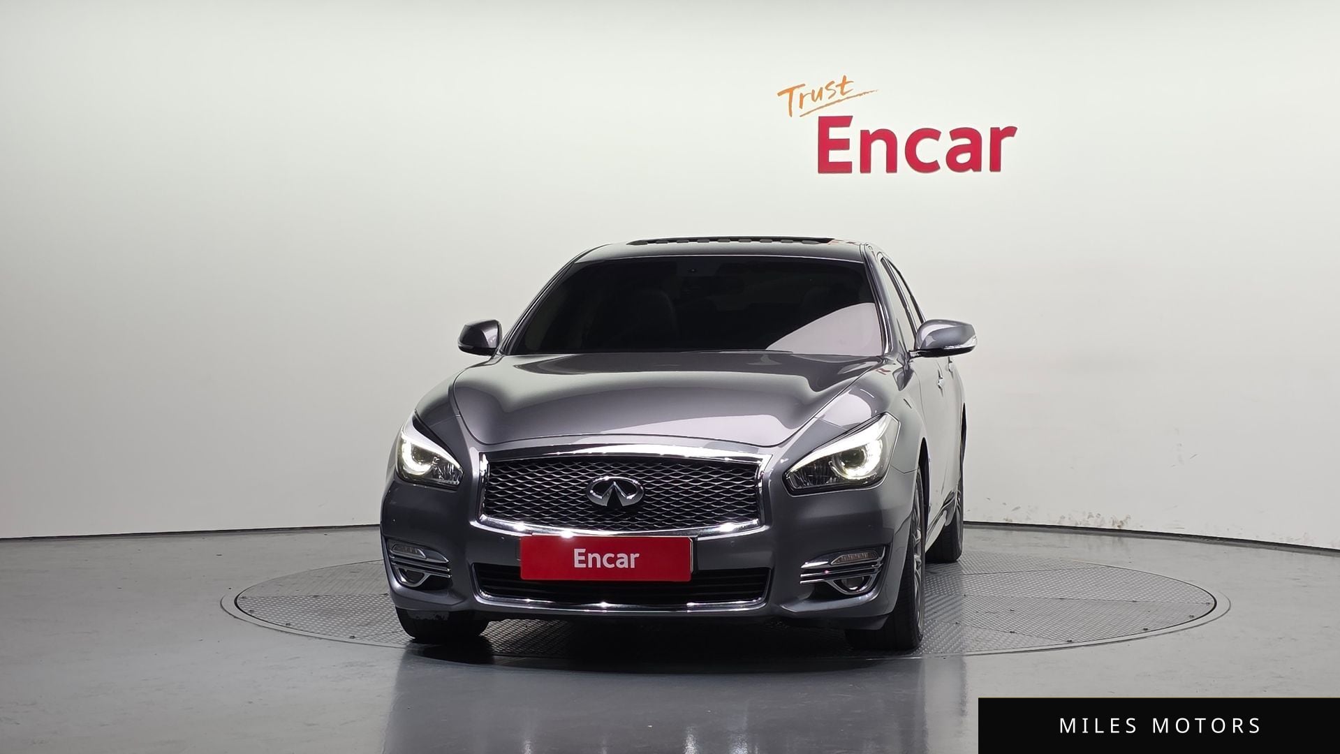 Infiniti Q70 2016 — миниатюра 3