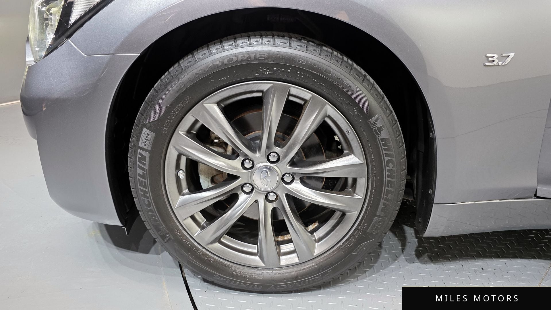 Infiniti Q70 2016 — миниатюра 5