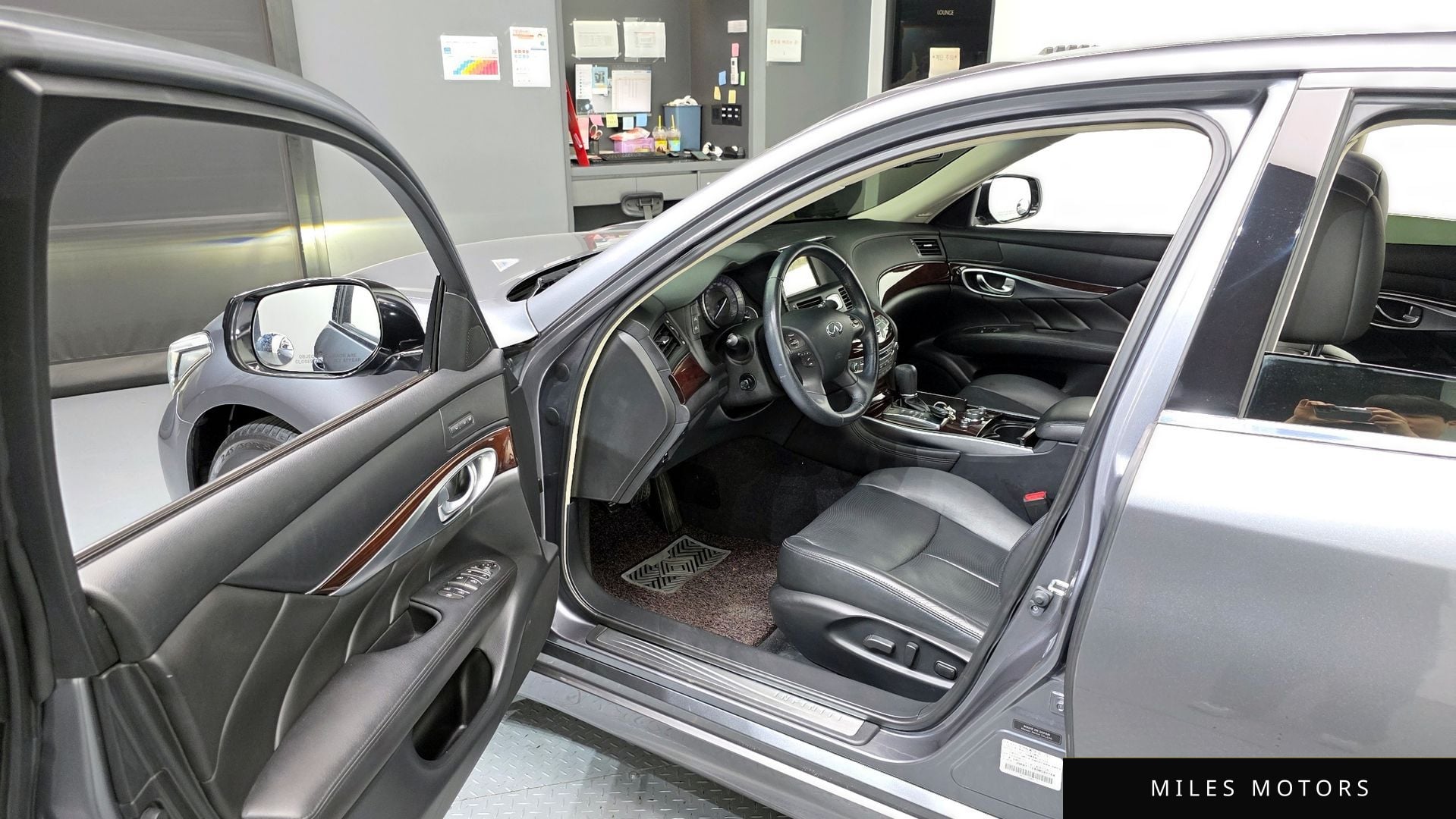 Infiniti Q70 2016 — миниатюра 10