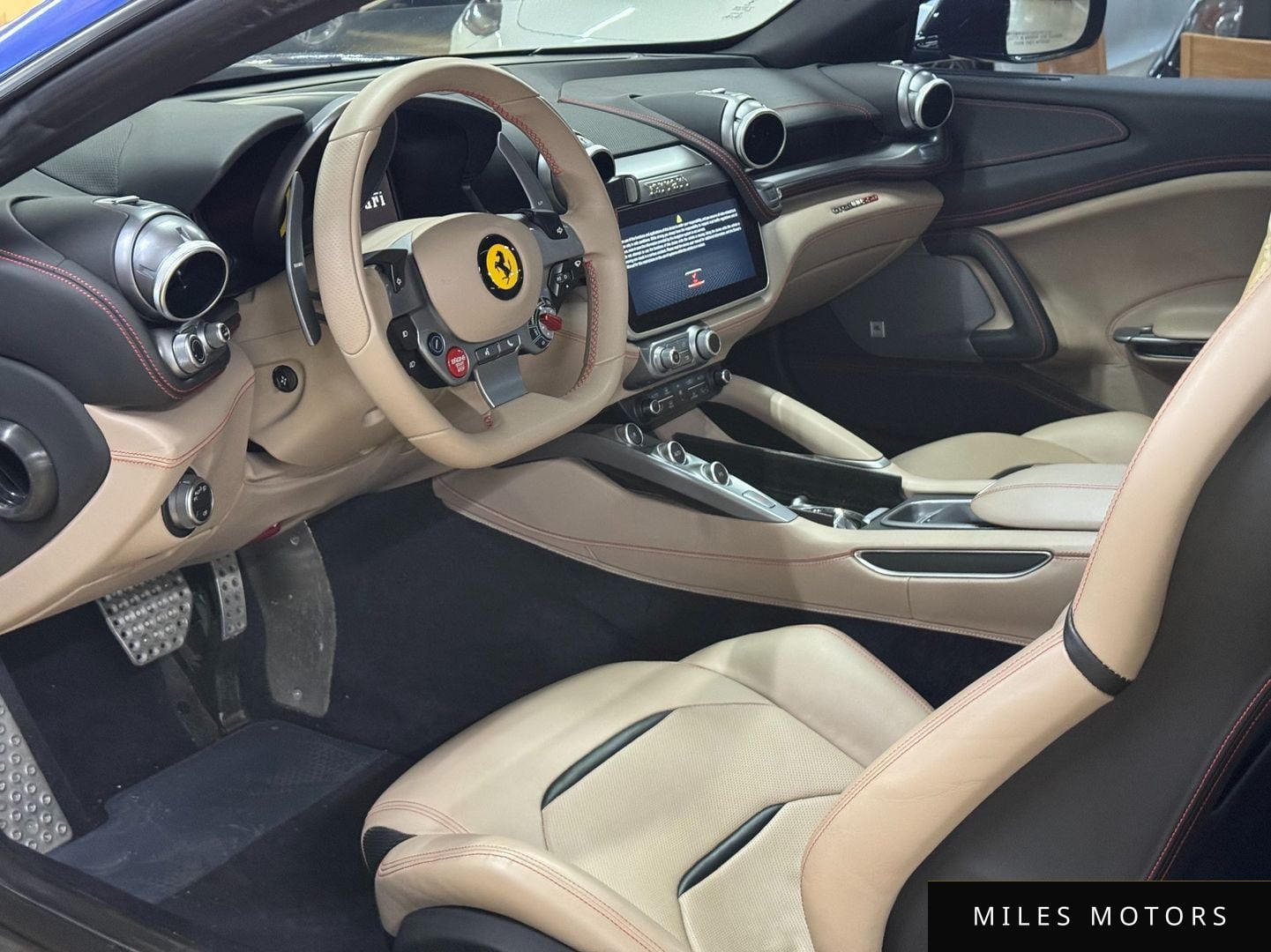 Ferrari GTC4 루쏘 2018 — миниатюра 7