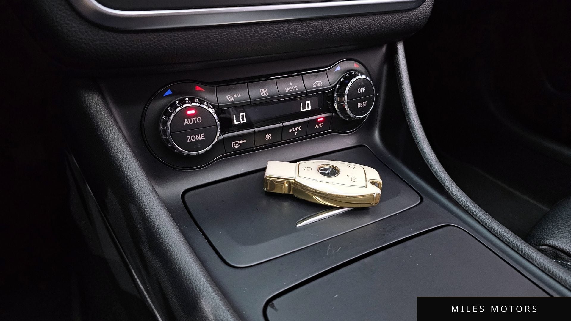 Mercedes-Benz CLA-클래스 C117 2016 — миниатюра 17