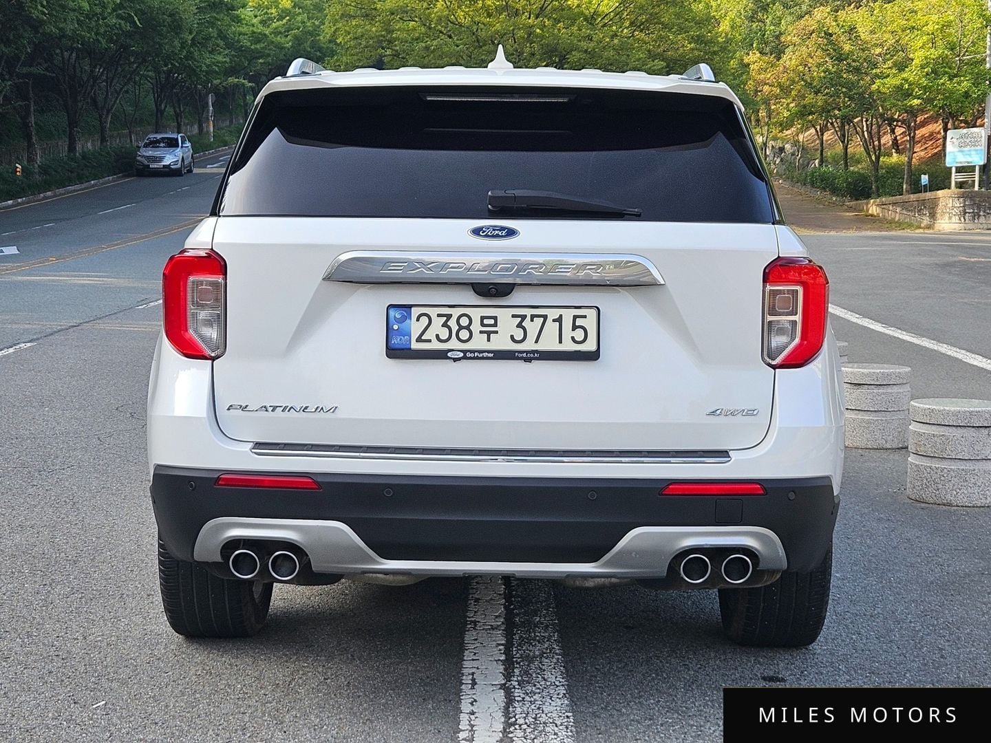 Ford Explorer 2023 — миниатюра 4