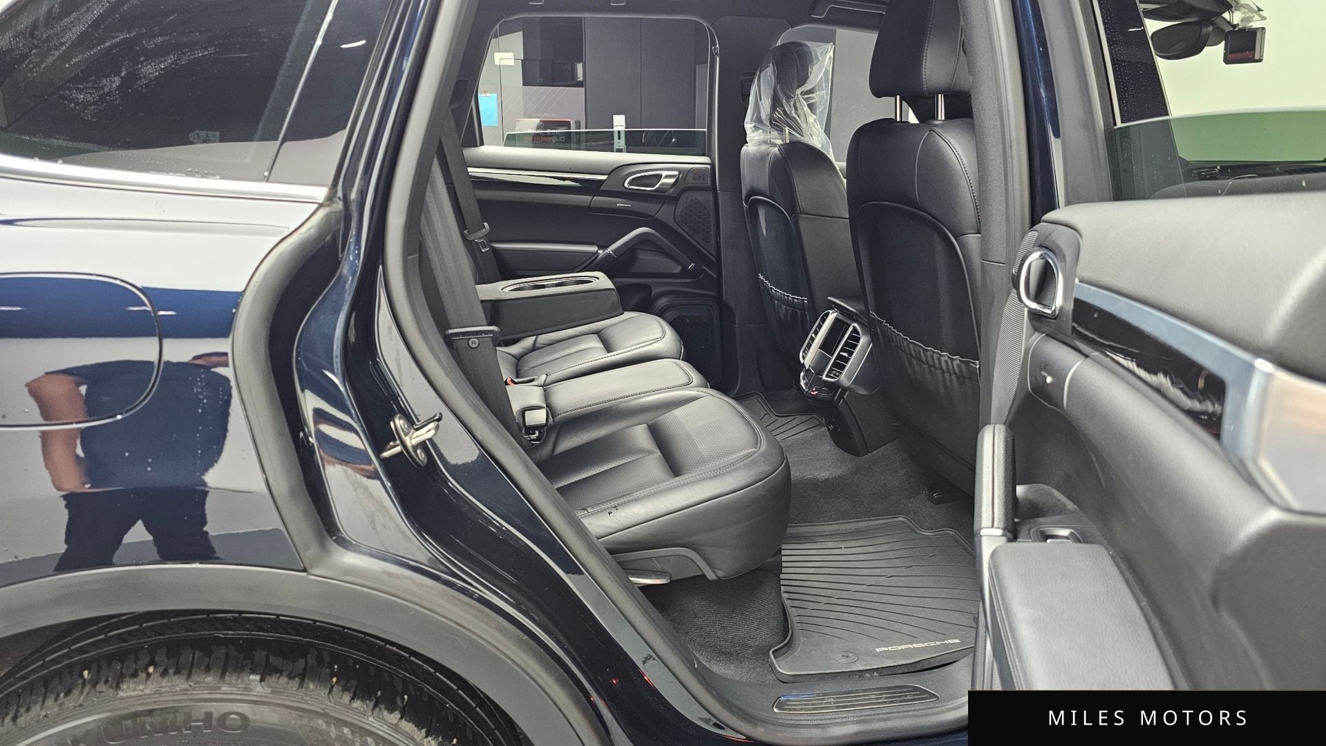Porsche Cayenne 2016 — миниатюра 12