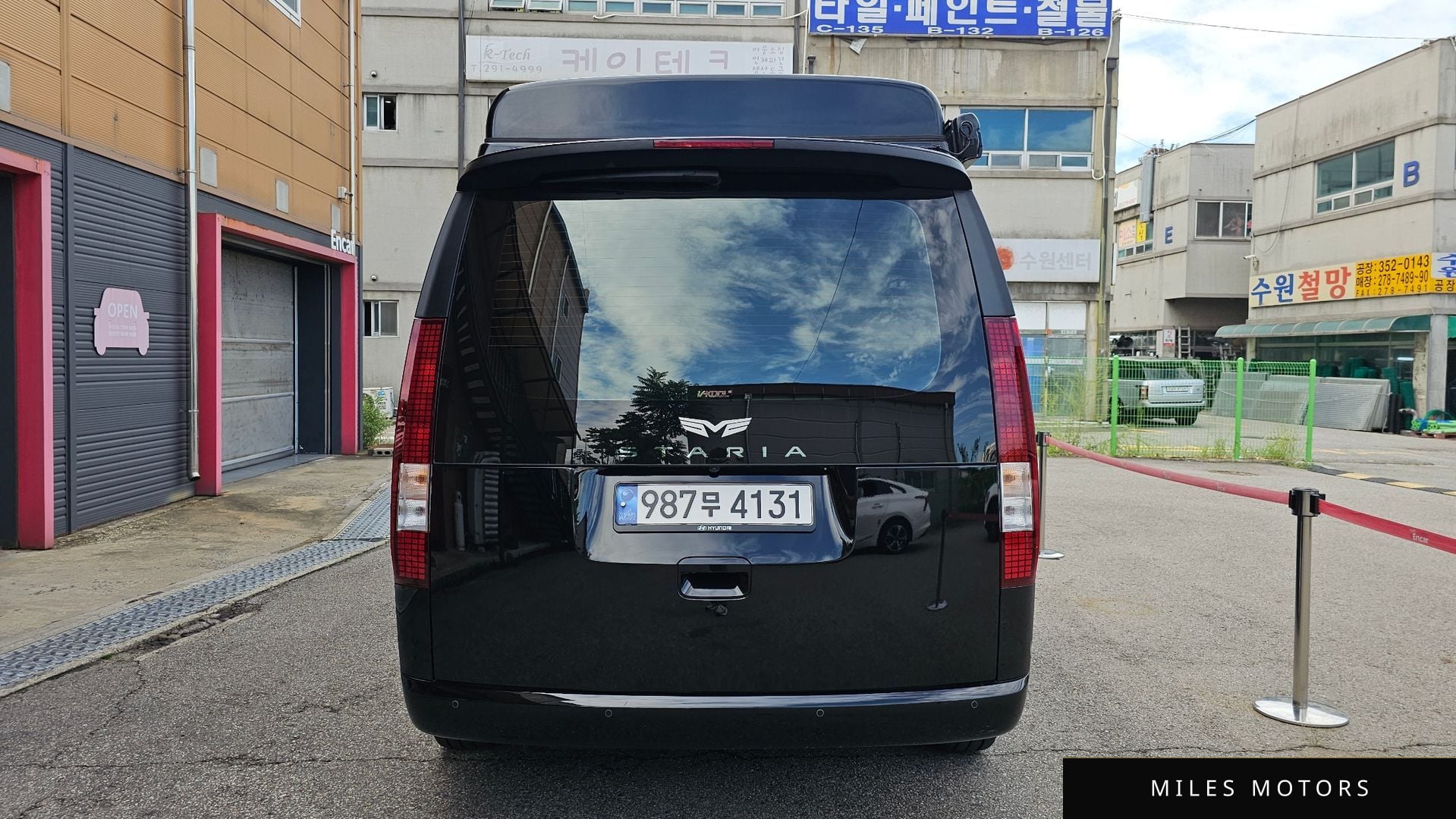 Hyundai Staria 2023 — миниатюра 4