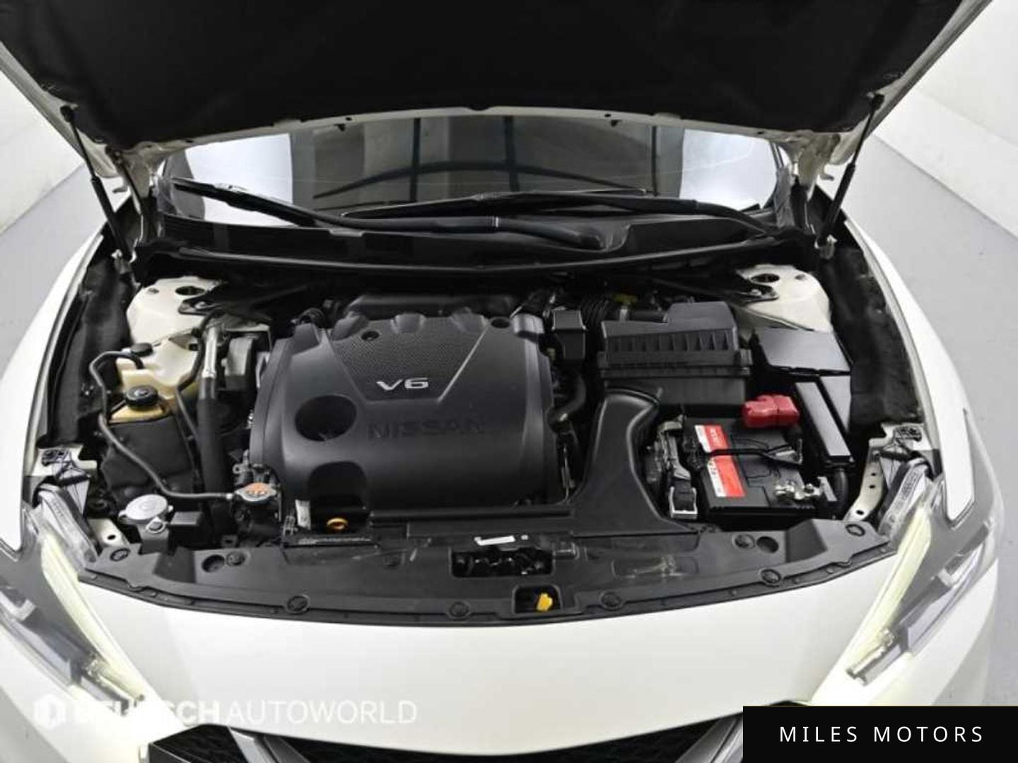 Nissan Maxima 2016 — миниатюра 6