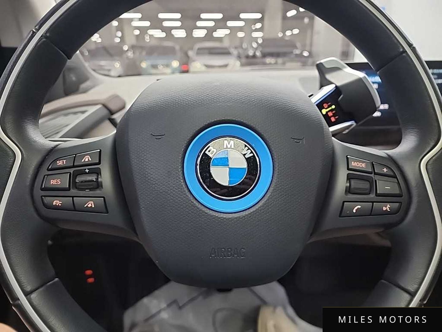 BMW i3 2020 — миниатюра 9