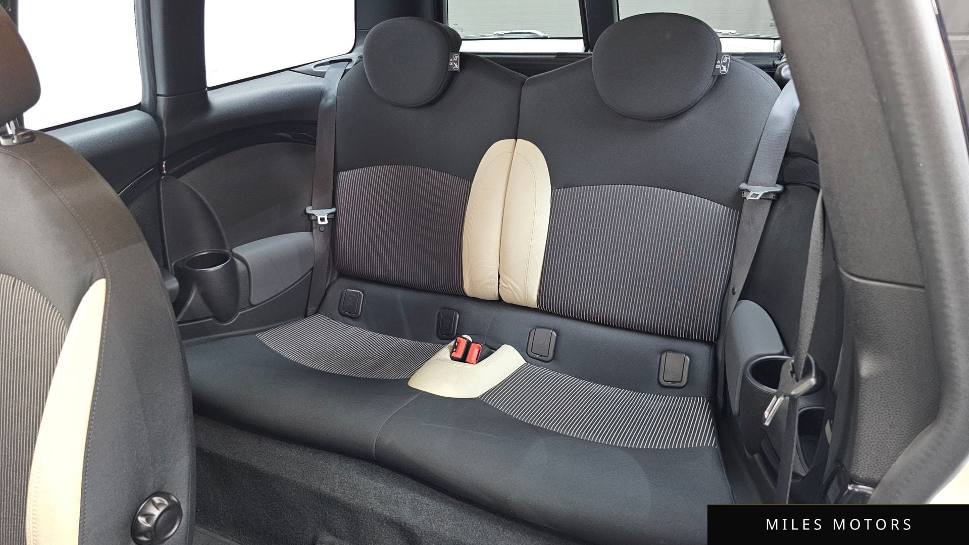 MINI Clubman 2010 — миниатюра 12