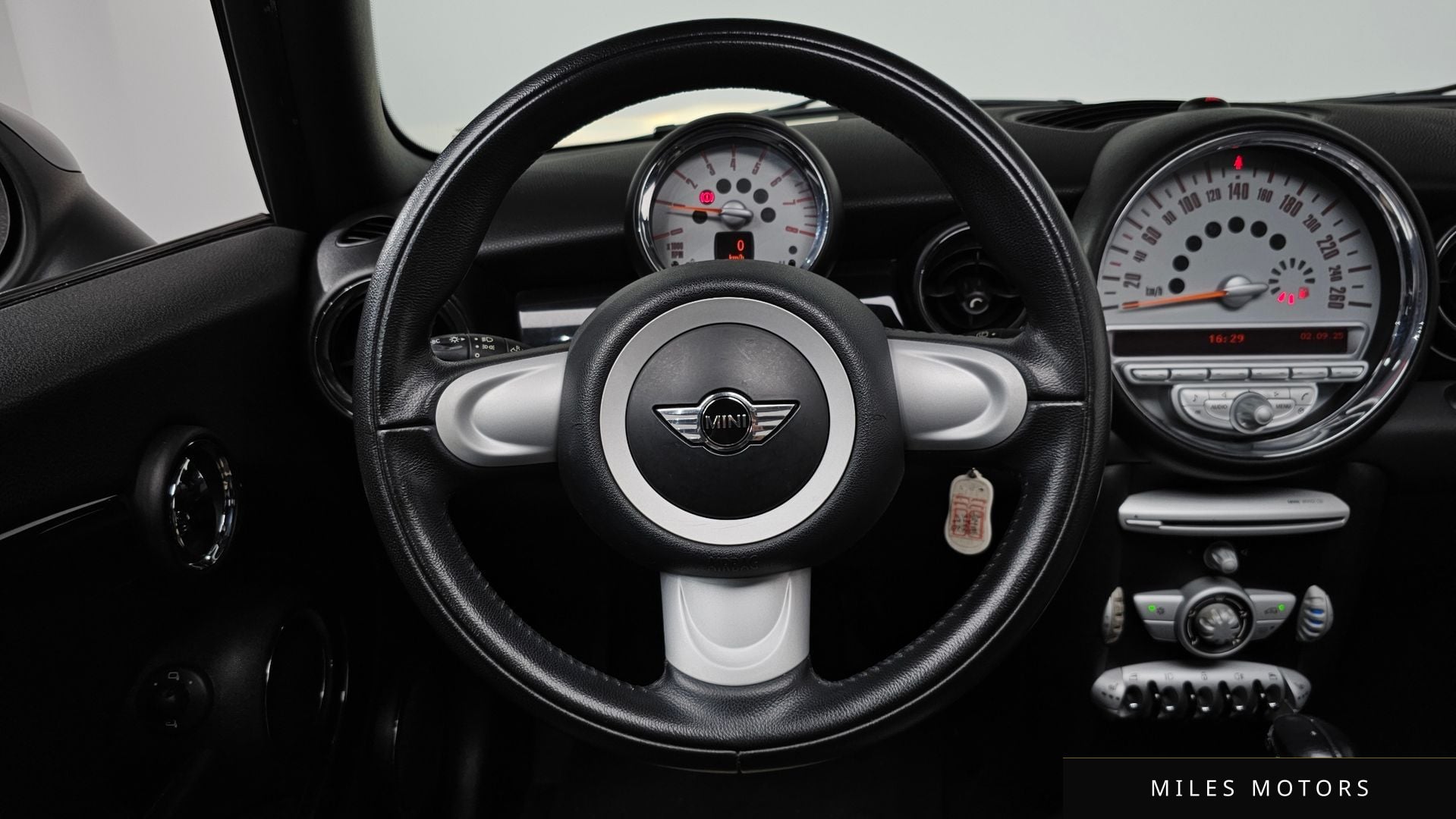 MINI Clubman 2010 — миниатюра 13