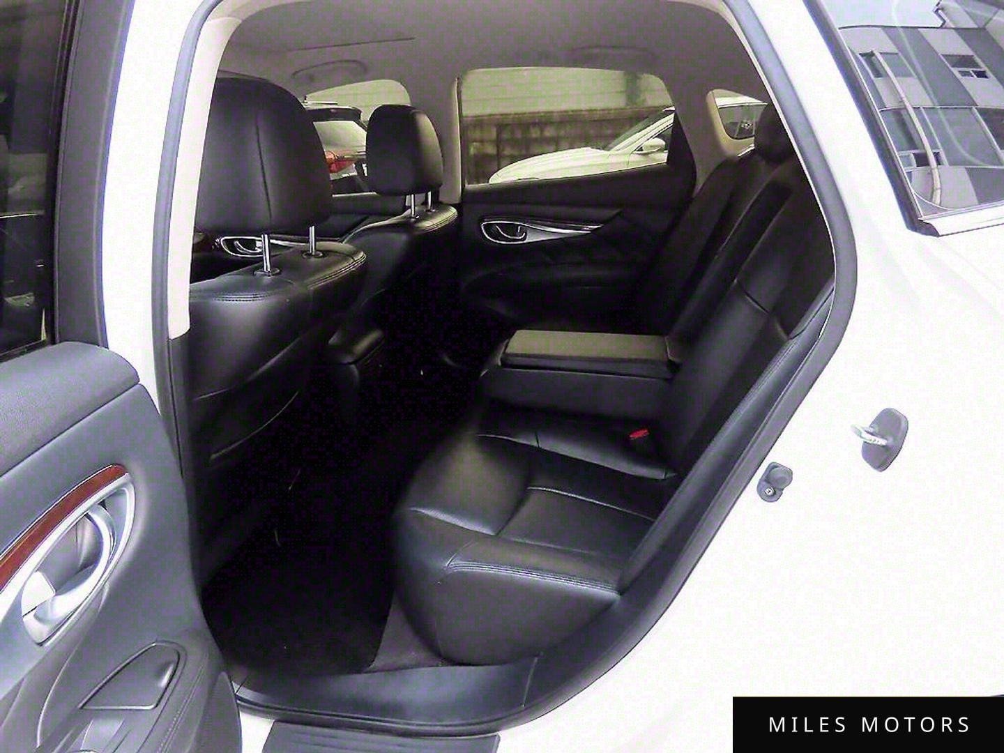Infiniti Q70 2015 — миниатюра 6