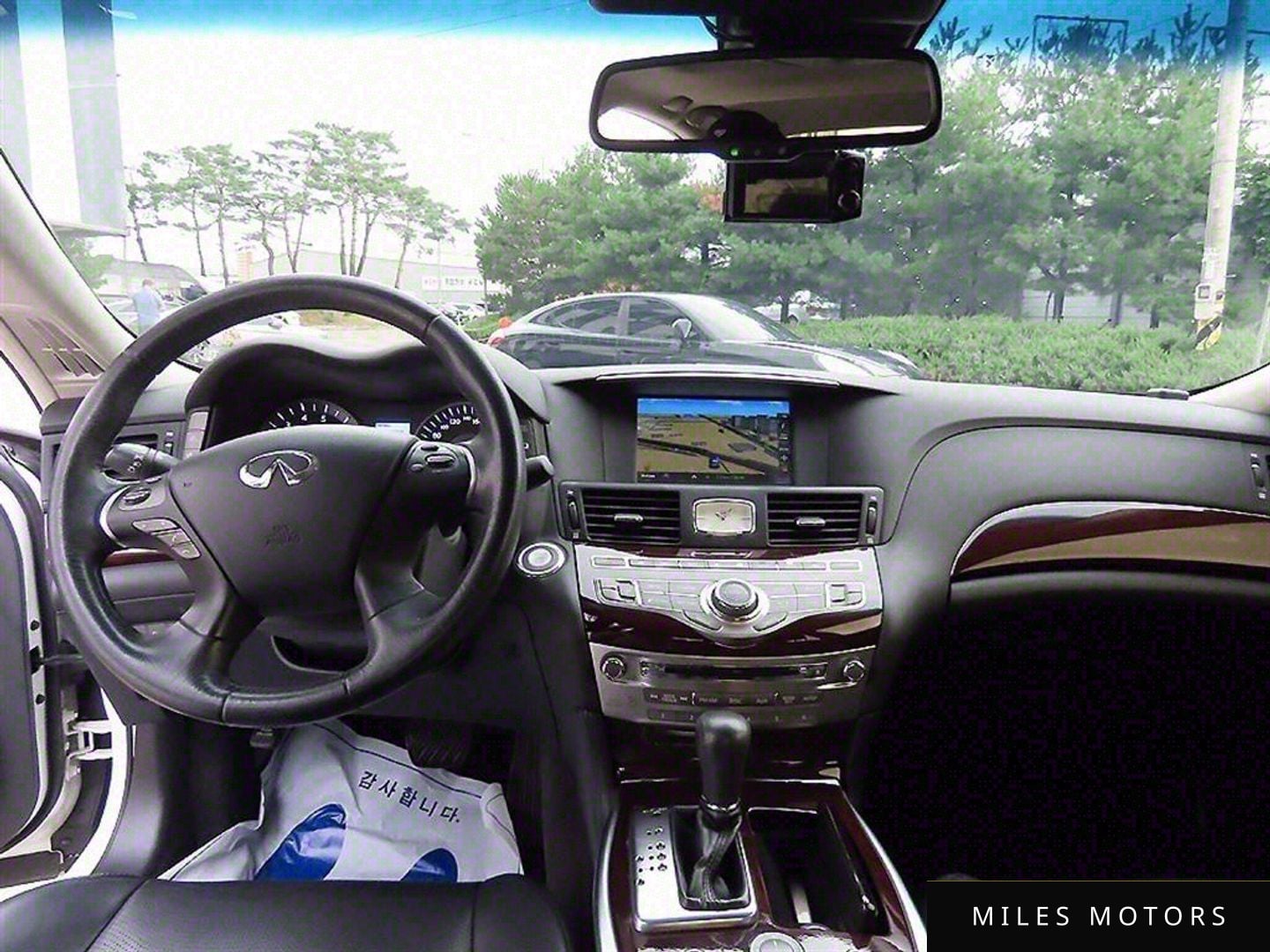 Infiniti Q70 2015 — миниатюра 7